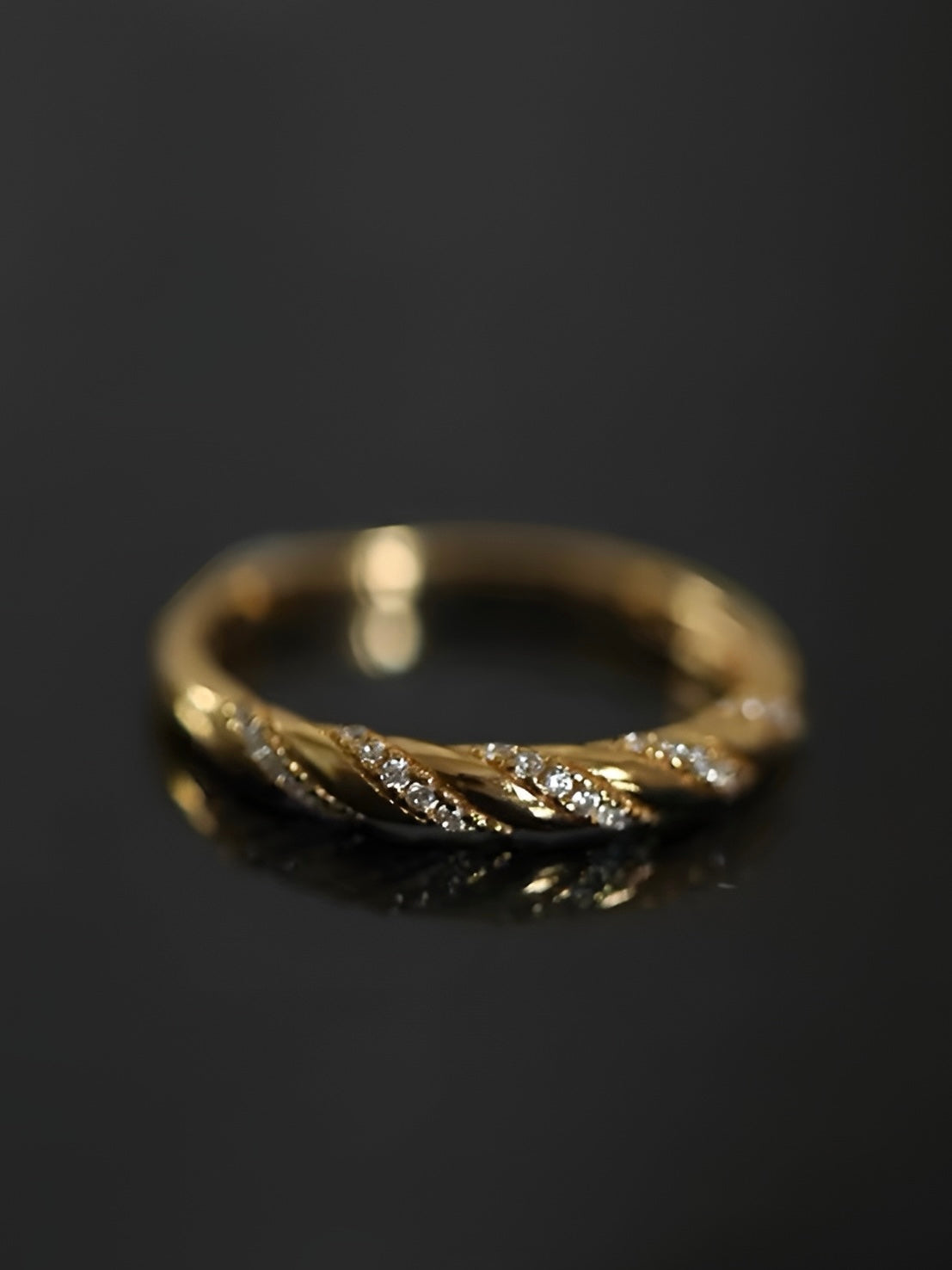 18K Gold Twisted and Knot Breakfast Brunch Ring