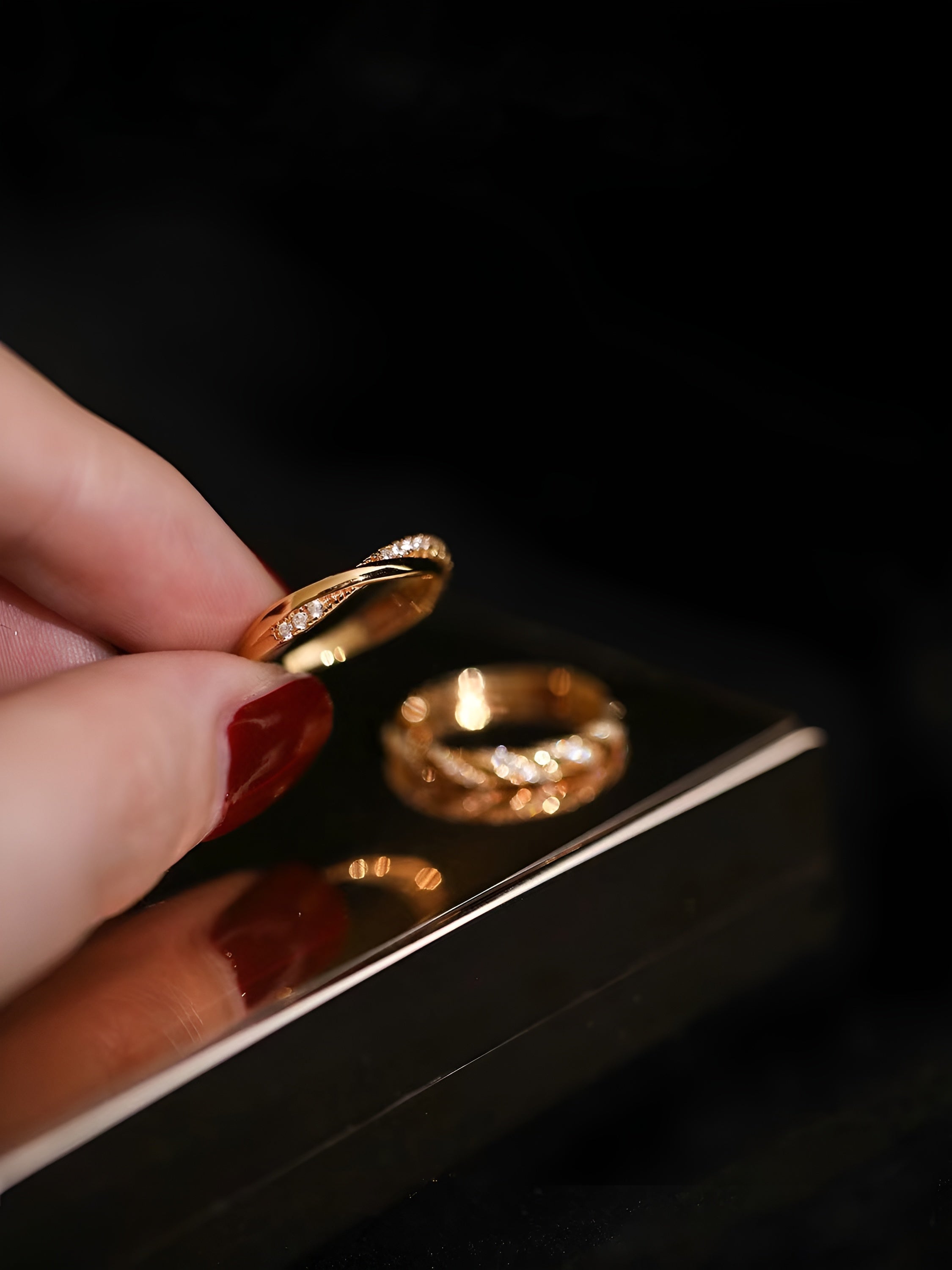 18K Gold Twisted and Knot Breakfast Brunch Ring