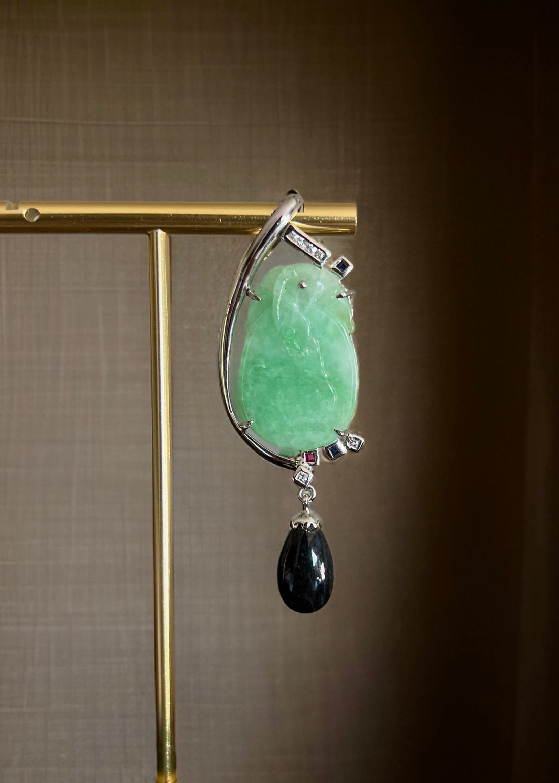Natural Jadeite Jade Carving Amulet Pendant