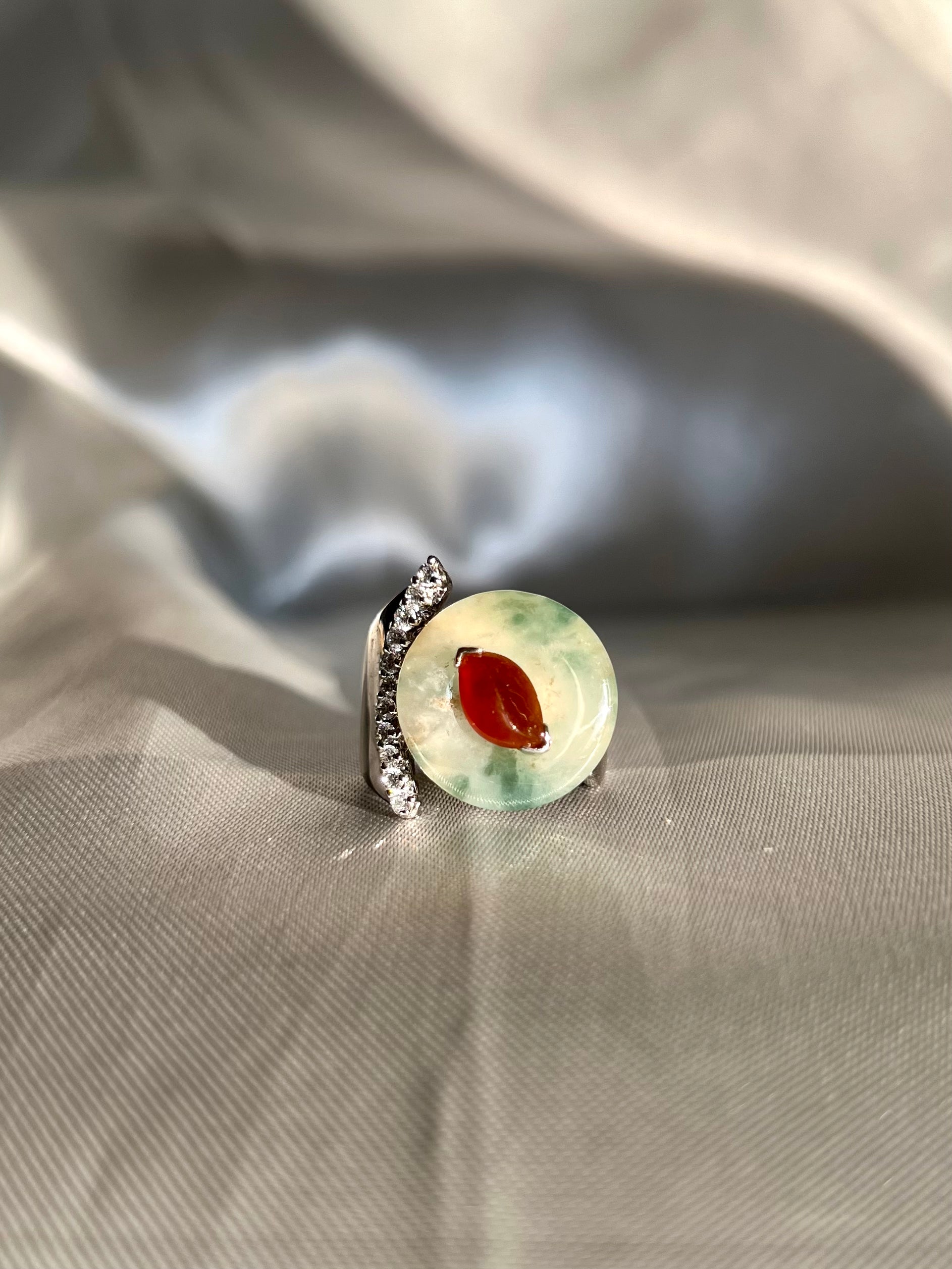 Round Fei Cui & Red Bird Jadeite Jade Ring