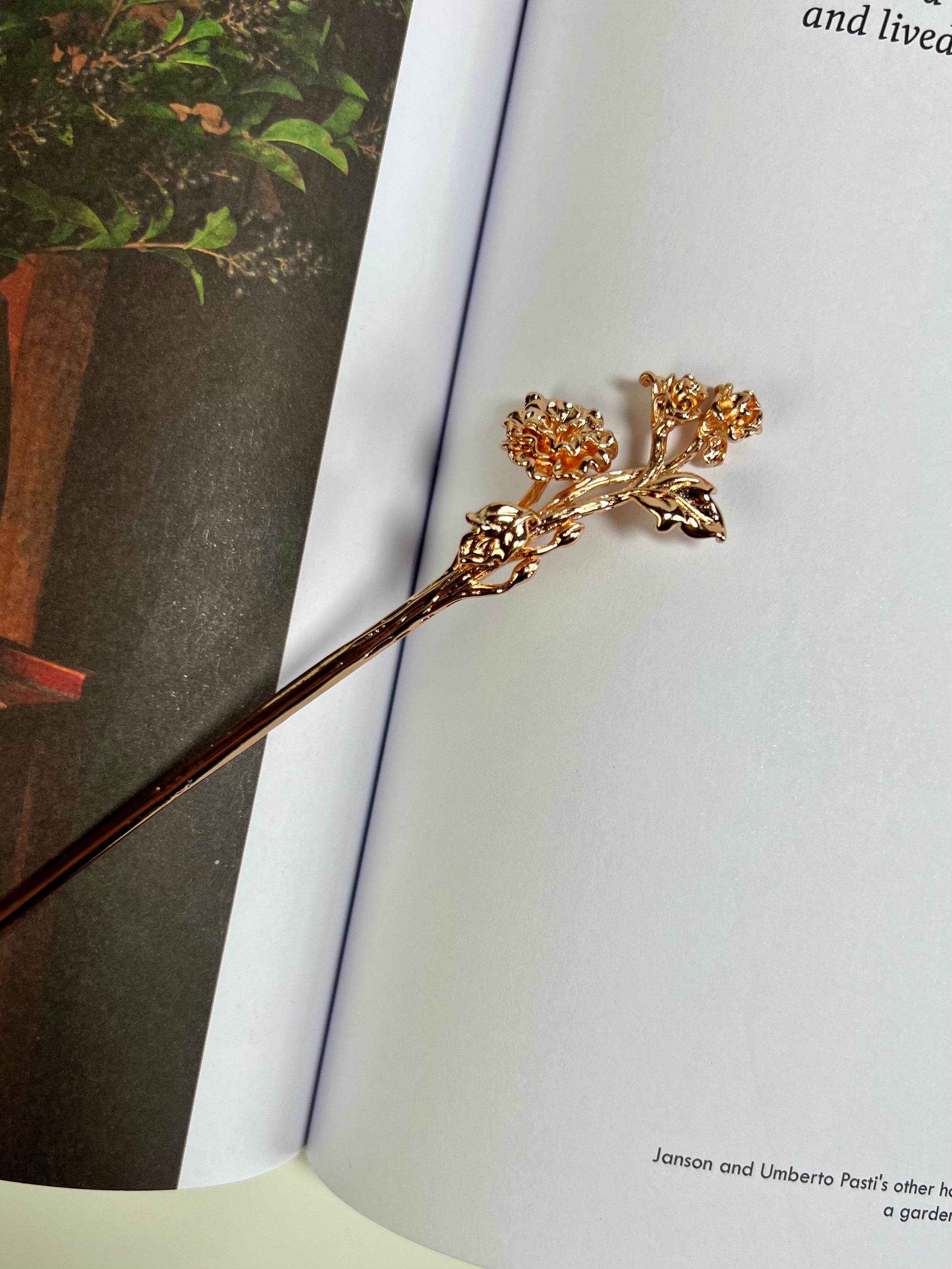 Gold Flower Garden Hair Stick Pin