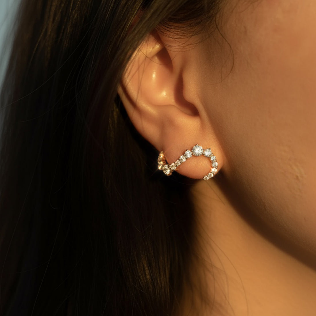 18K Solid Gold Earth Mined Diamond Earrings
