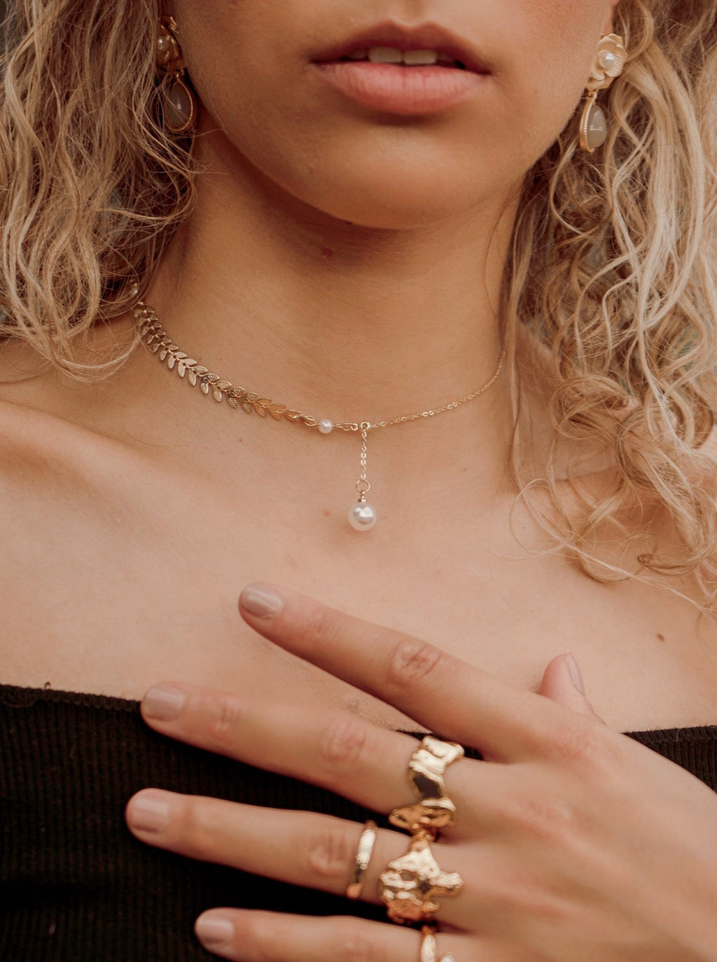 Celeste Asymmetric Pearl Necklace