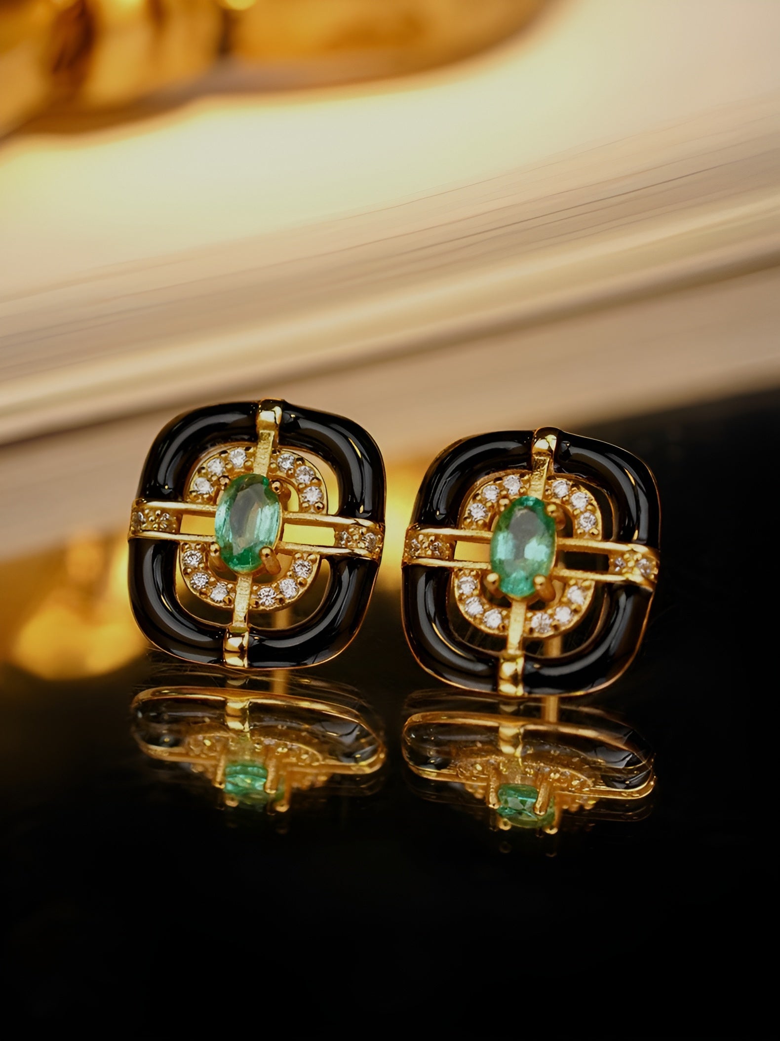 Emerald 18k Gold Stud Earrings for Women | Art Deco Earrings