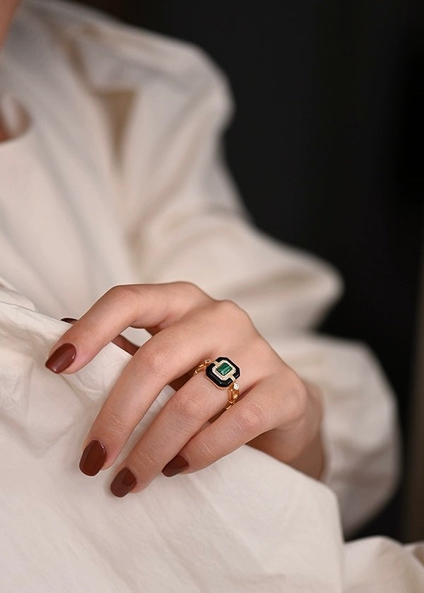 Malachite 18K Gold Ring – Art Deco Statement Ring | Unique Gemstone Jewelry