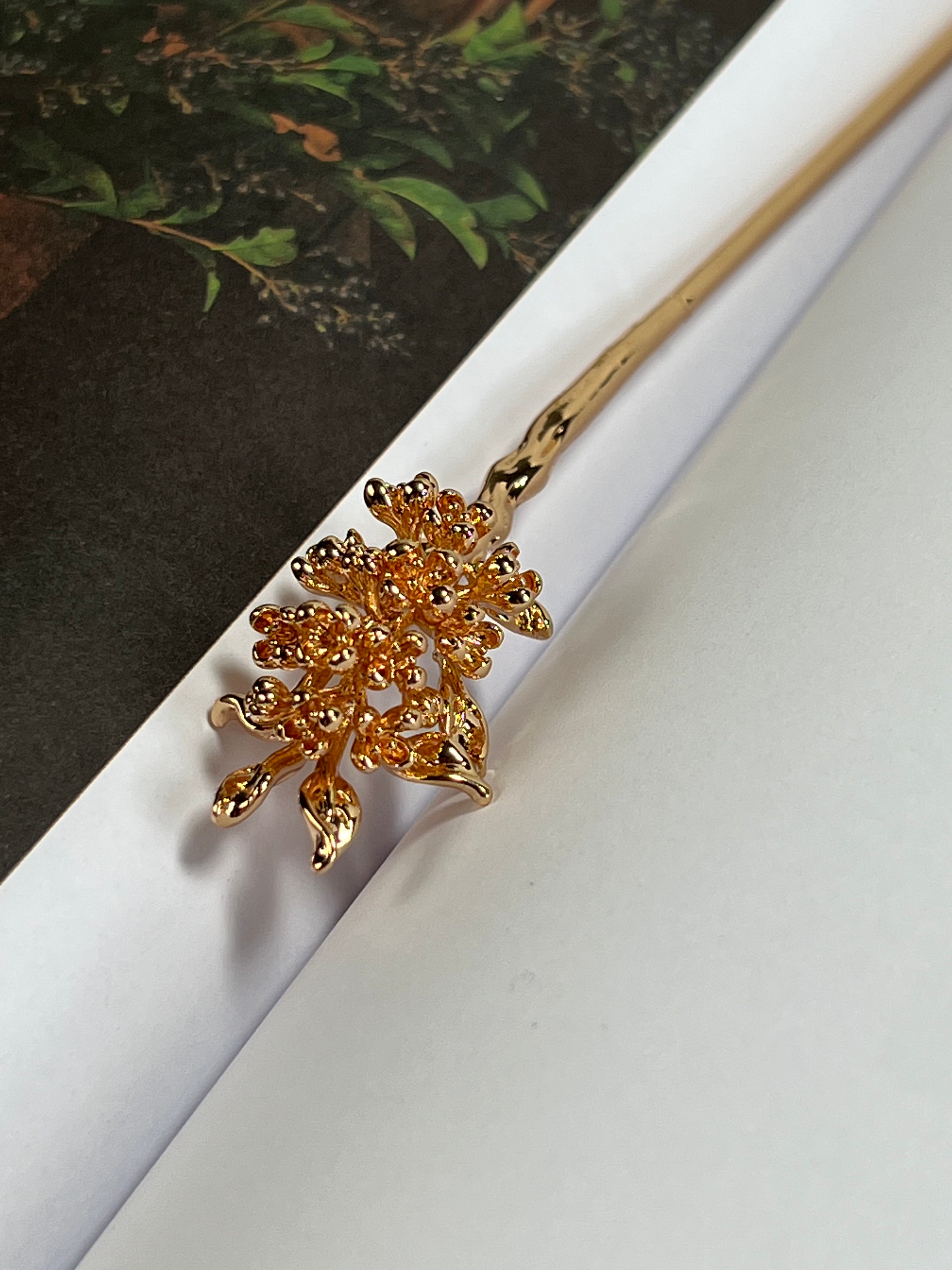 Gold Flower Garden Hair Stick Pin