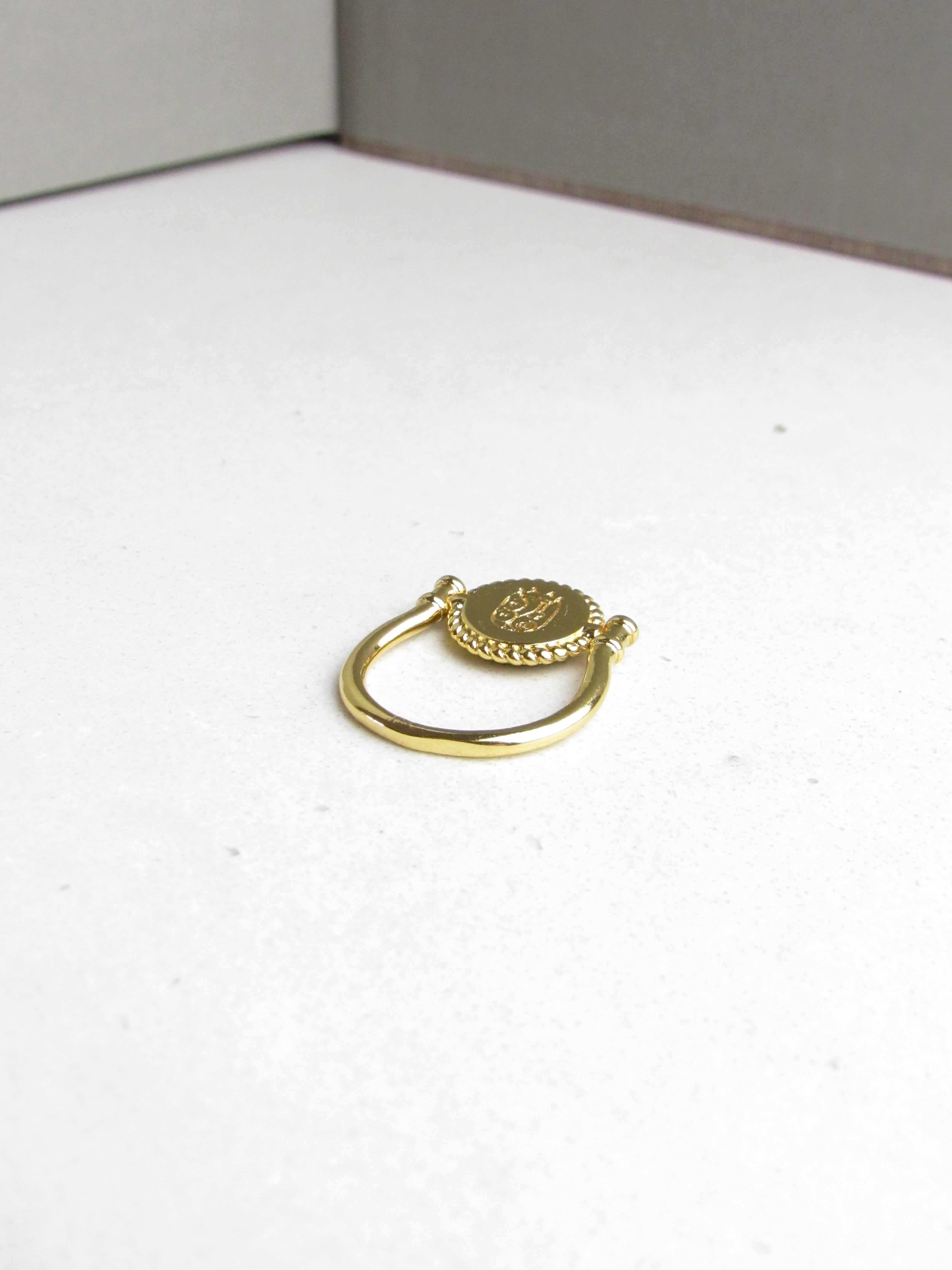 Medallion Double Sided Black Enamel Gold Ring