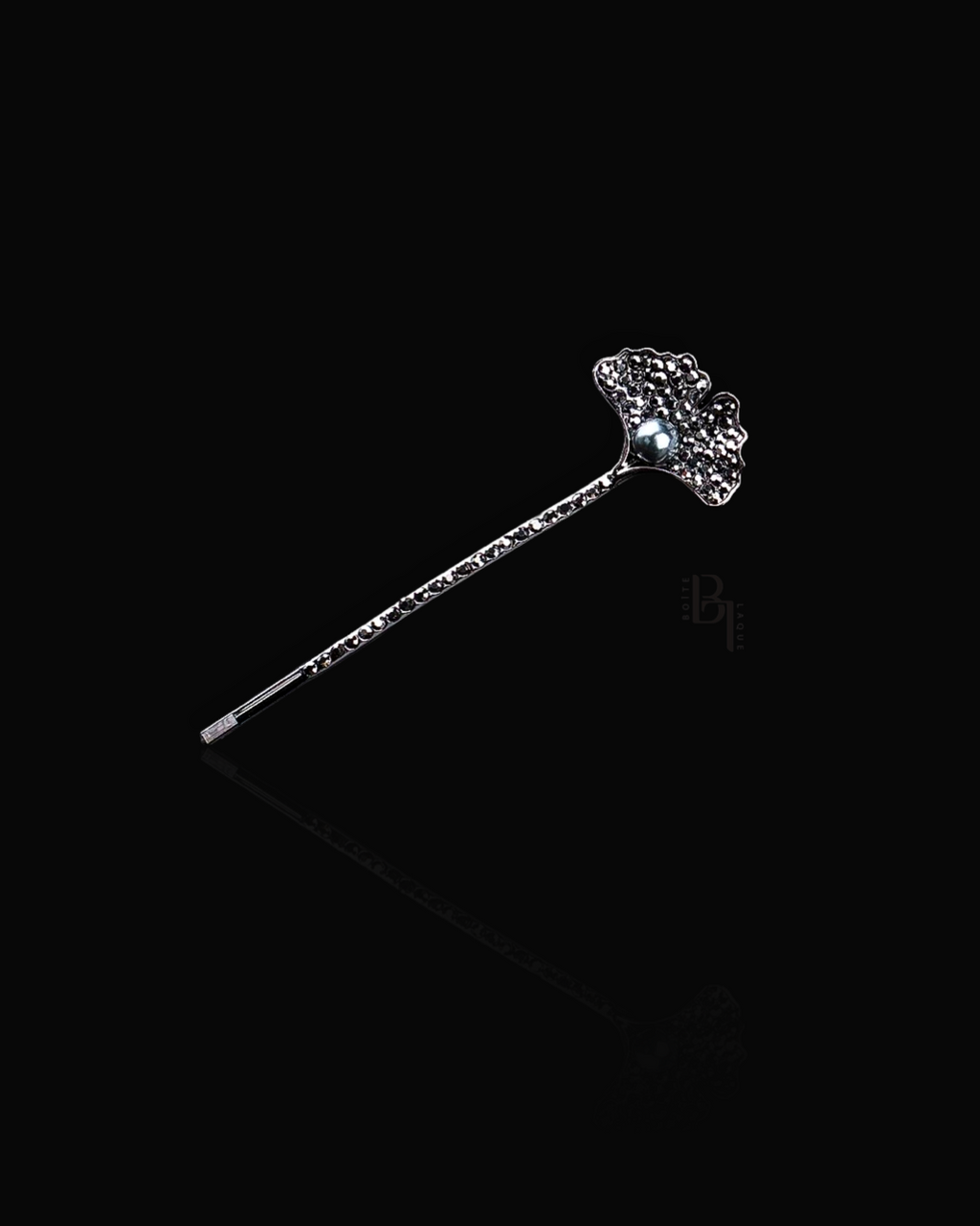 Gunmetal Ginkgo Pearl 14k White Gold Hair Pin with Set of Signature Silver Bobby Pins