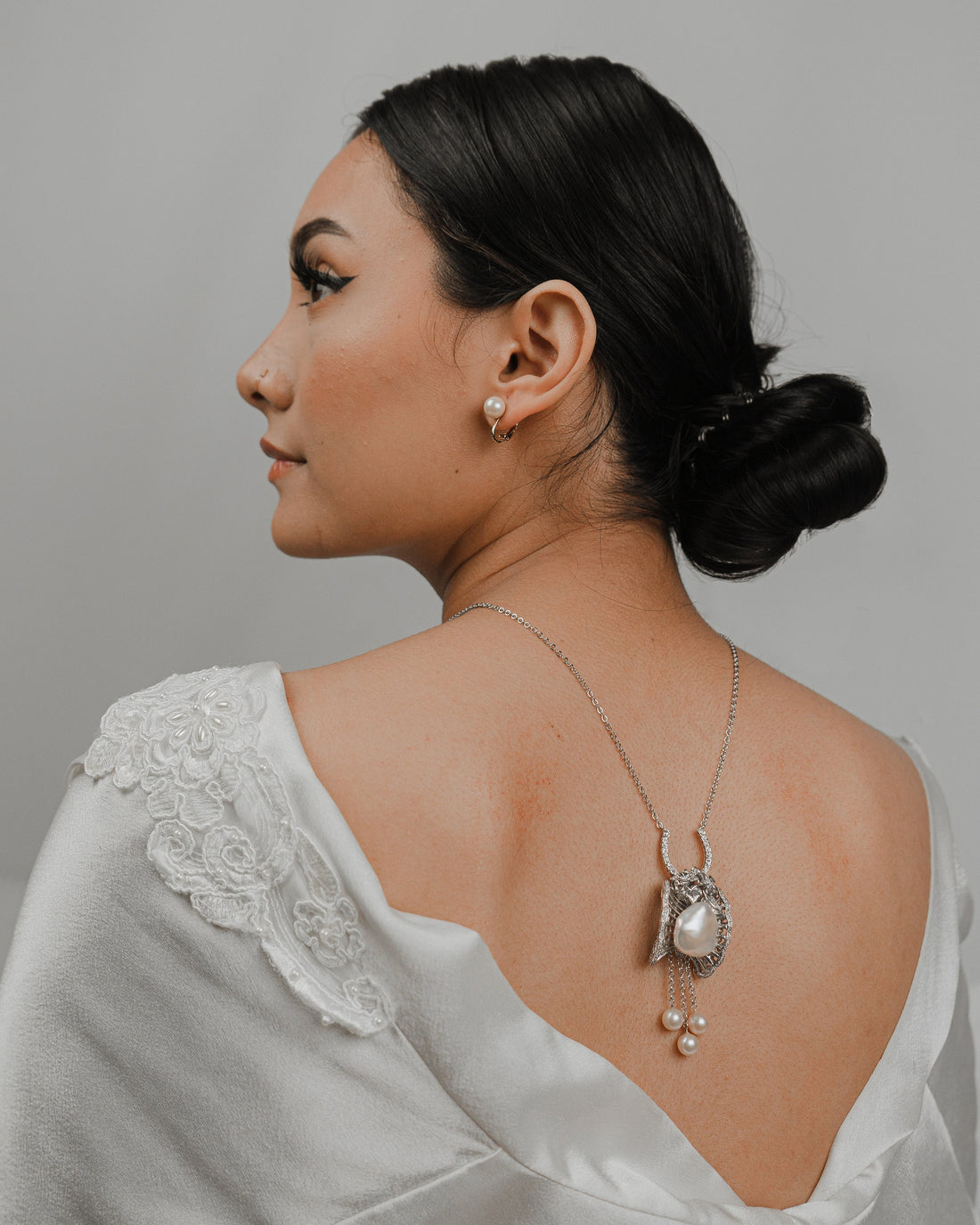 18K Solid White Gold Baroque Pearl Necklace