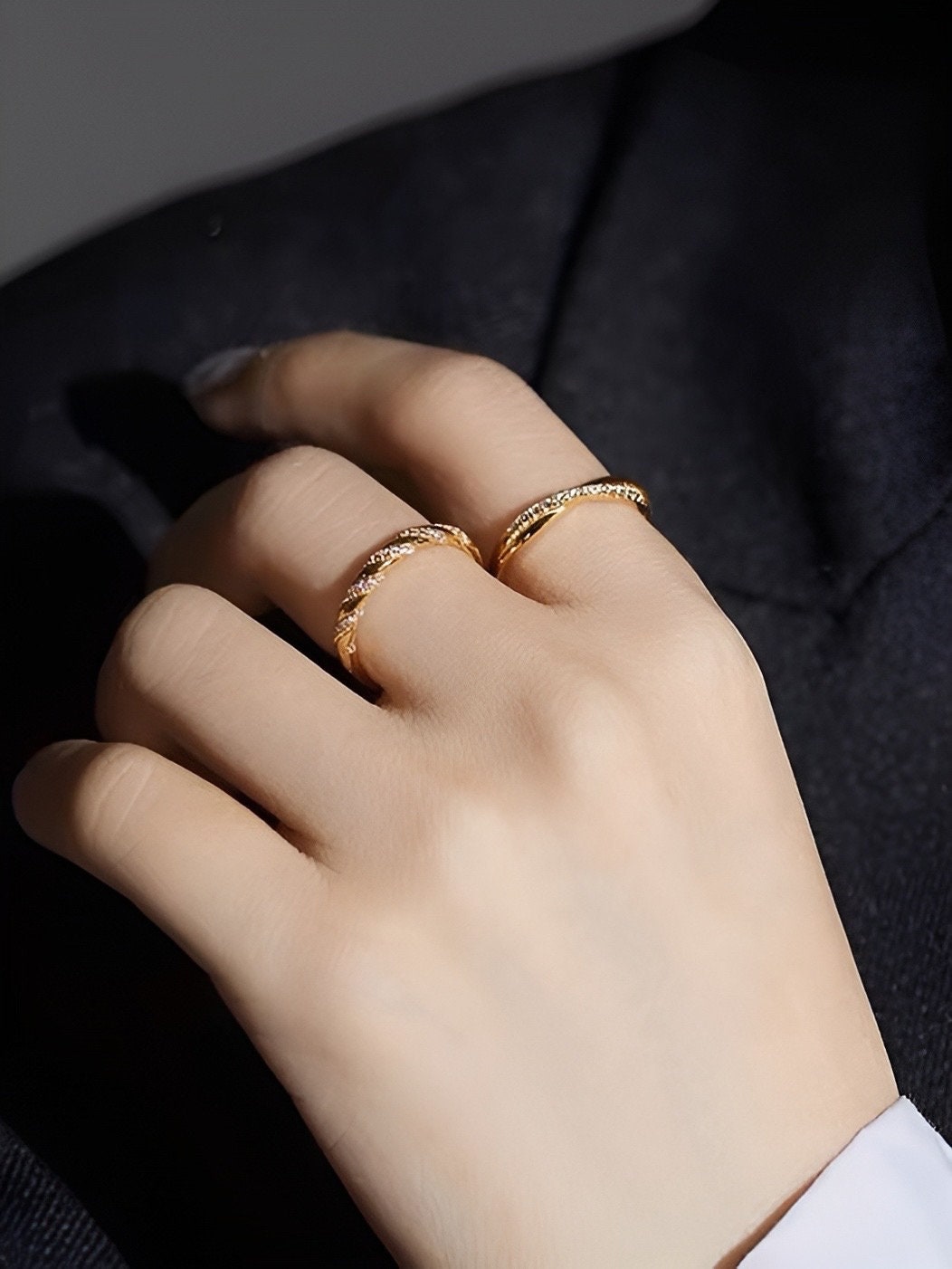 18K Gold Twisted and Knot Ring