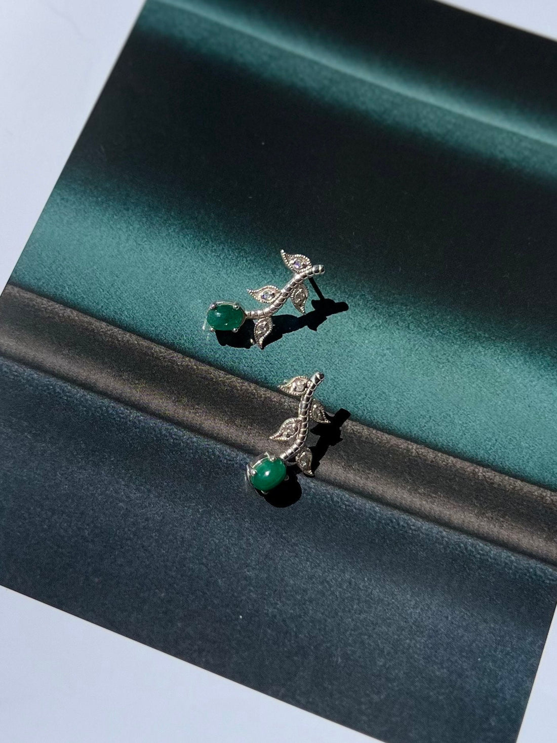Natural Emeralds and Diamonds Earrings