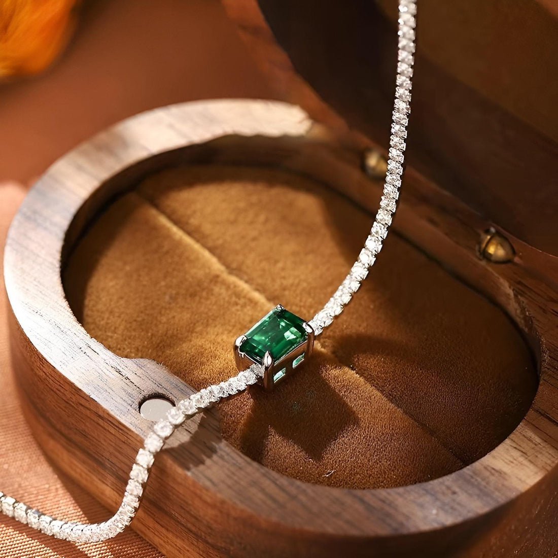 Emerald and Diamond Tennis Bracelet in 18k White Gold