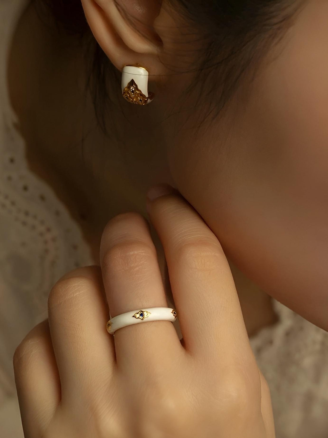 White Enamel Ring with Blue Sapphires