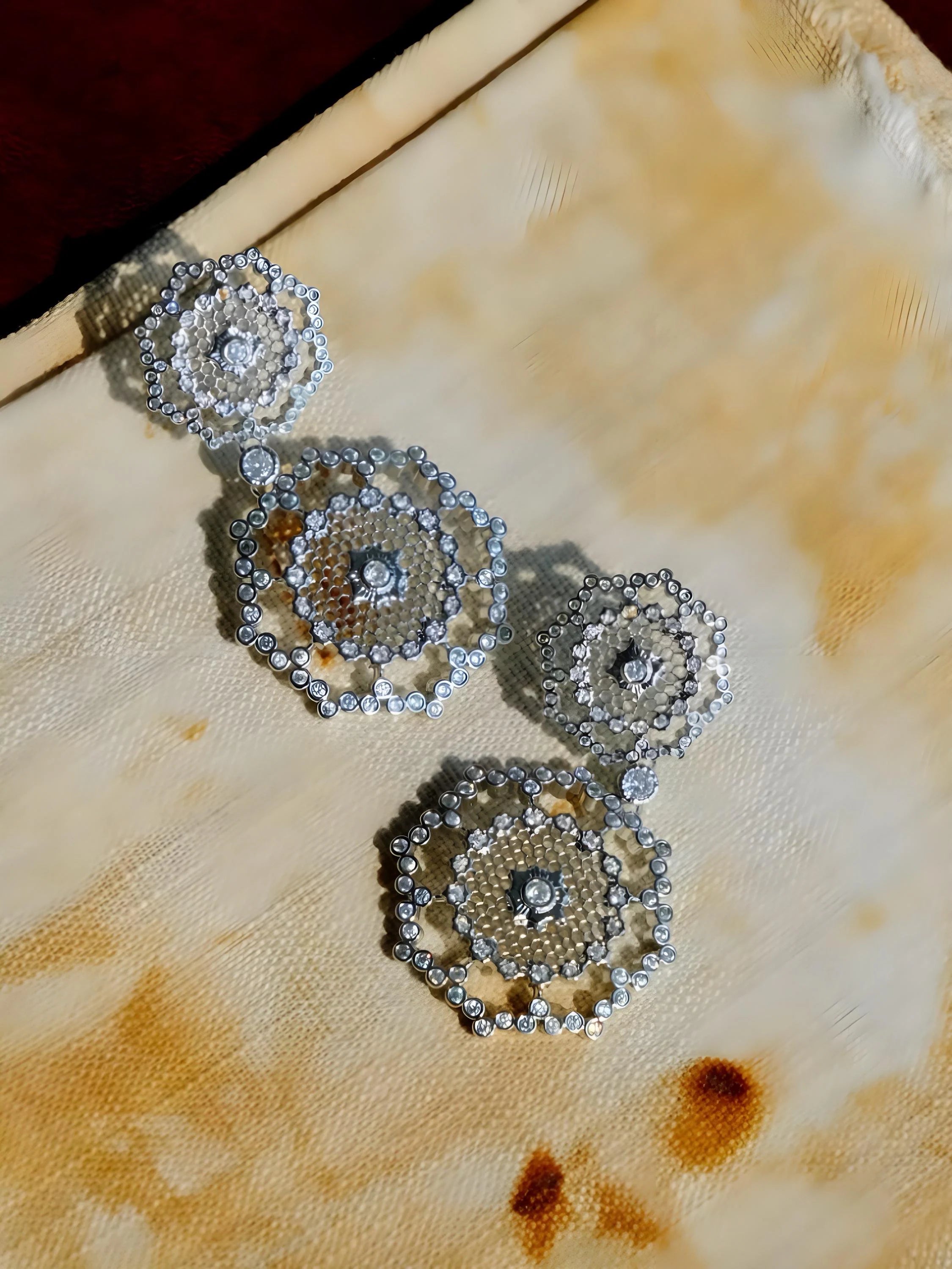 Vintage French-Inspired Small-Batch Handcrafted Snowy Flower Earrings