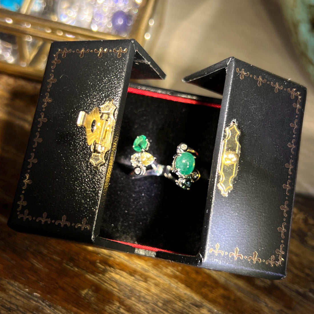 Book a Concierge Consultation- Custom Engagement Ring | Bespoke Wedding Band