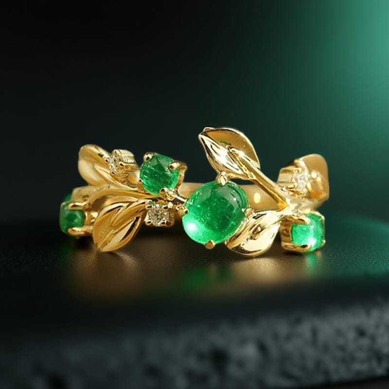 18K Solid Gold Natural Emerald Ring with Diamonds