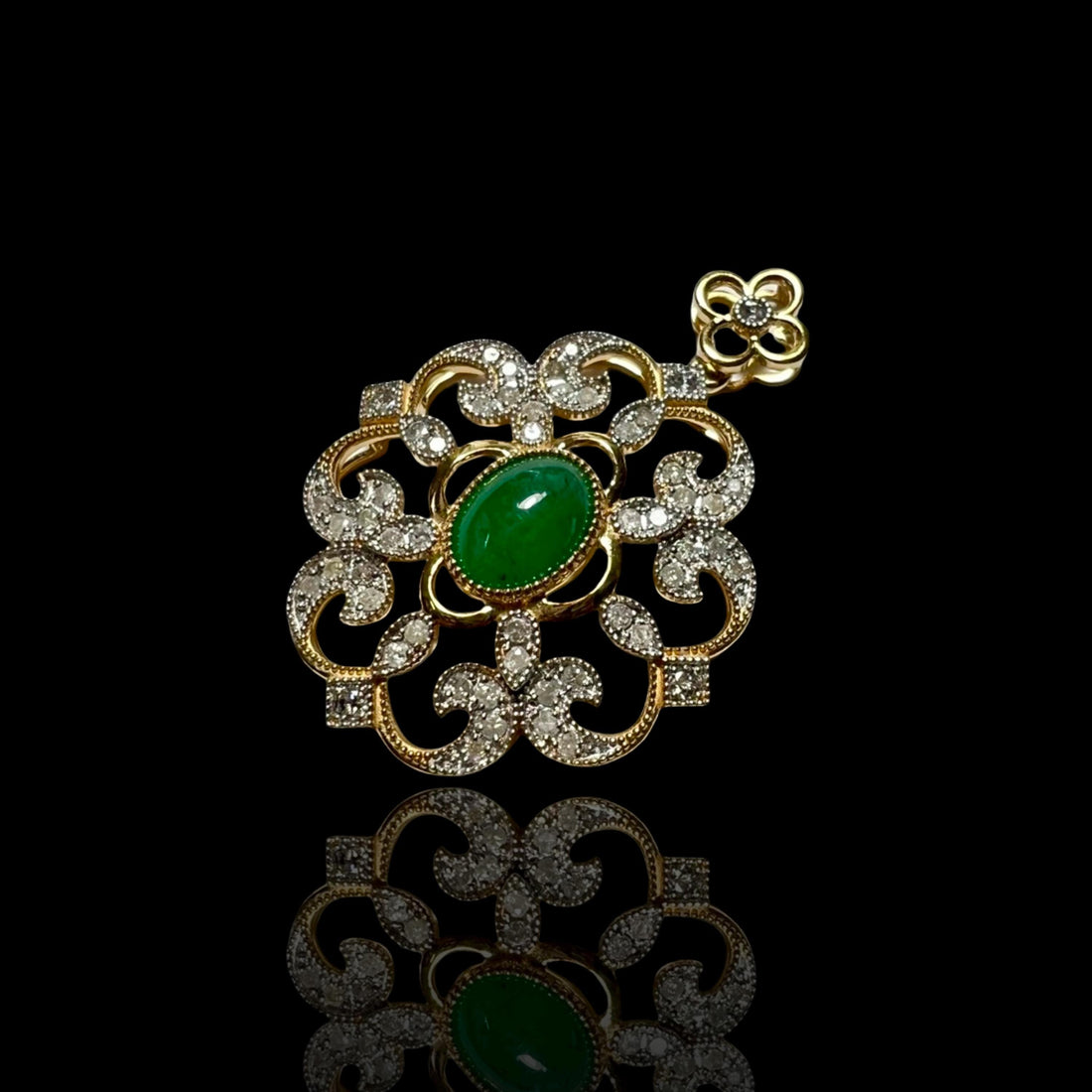 22K Solid Gold Emerald Pendant with Diamonds
