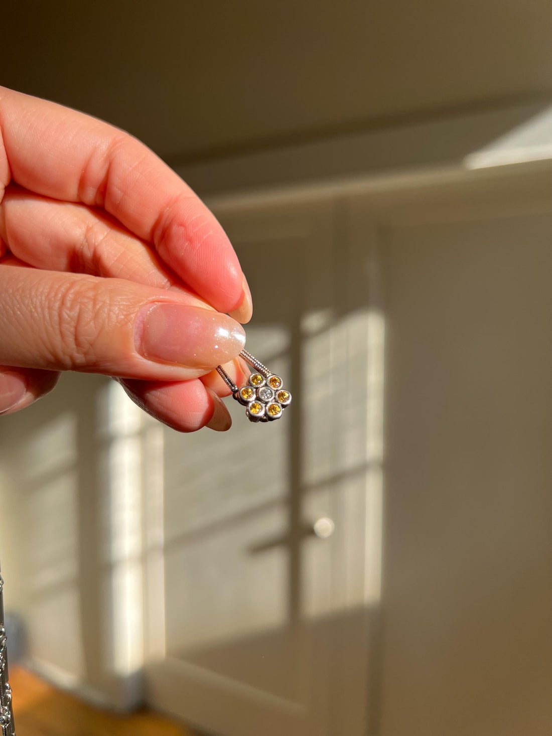 18K Solid White Gold Earth Mined Natural Diamond & Yellow Sapphire Flower Necklace | One-of-a-Kind Vintage | Fine Jewelry Gift for Her