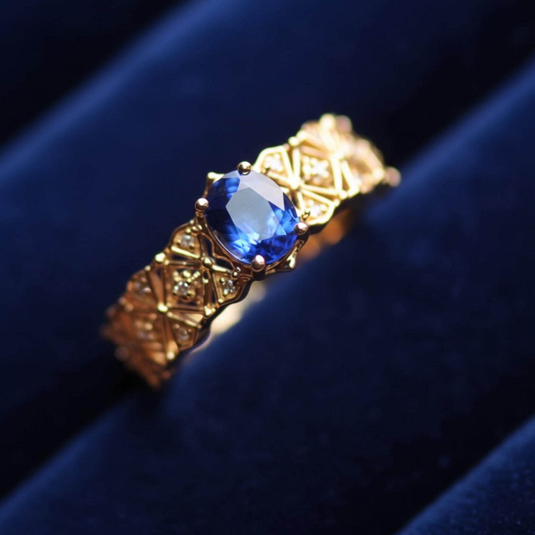 Cornflower Blue Sapphire Ring 18K Solid Gold • Natural Sapphire & Diamond Ring • One-of-a-Kind Fine Jewelry • Luxury Gift for Her
