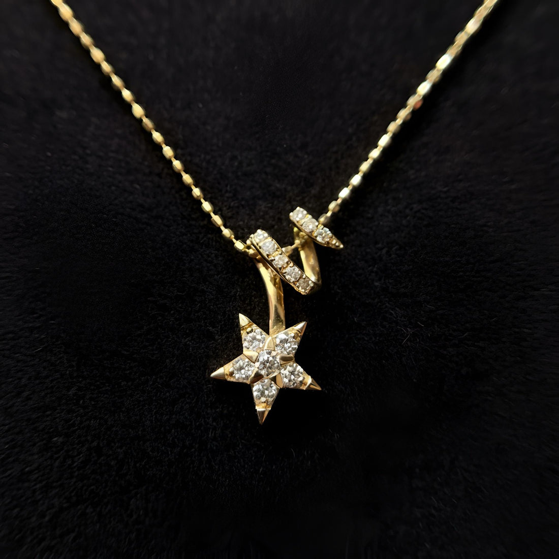 18K Solid Gold Diamond Star Necklace | Fine Jewelry Pendant | Celestial Star Charm | Everyday Luxury | Gift for Her