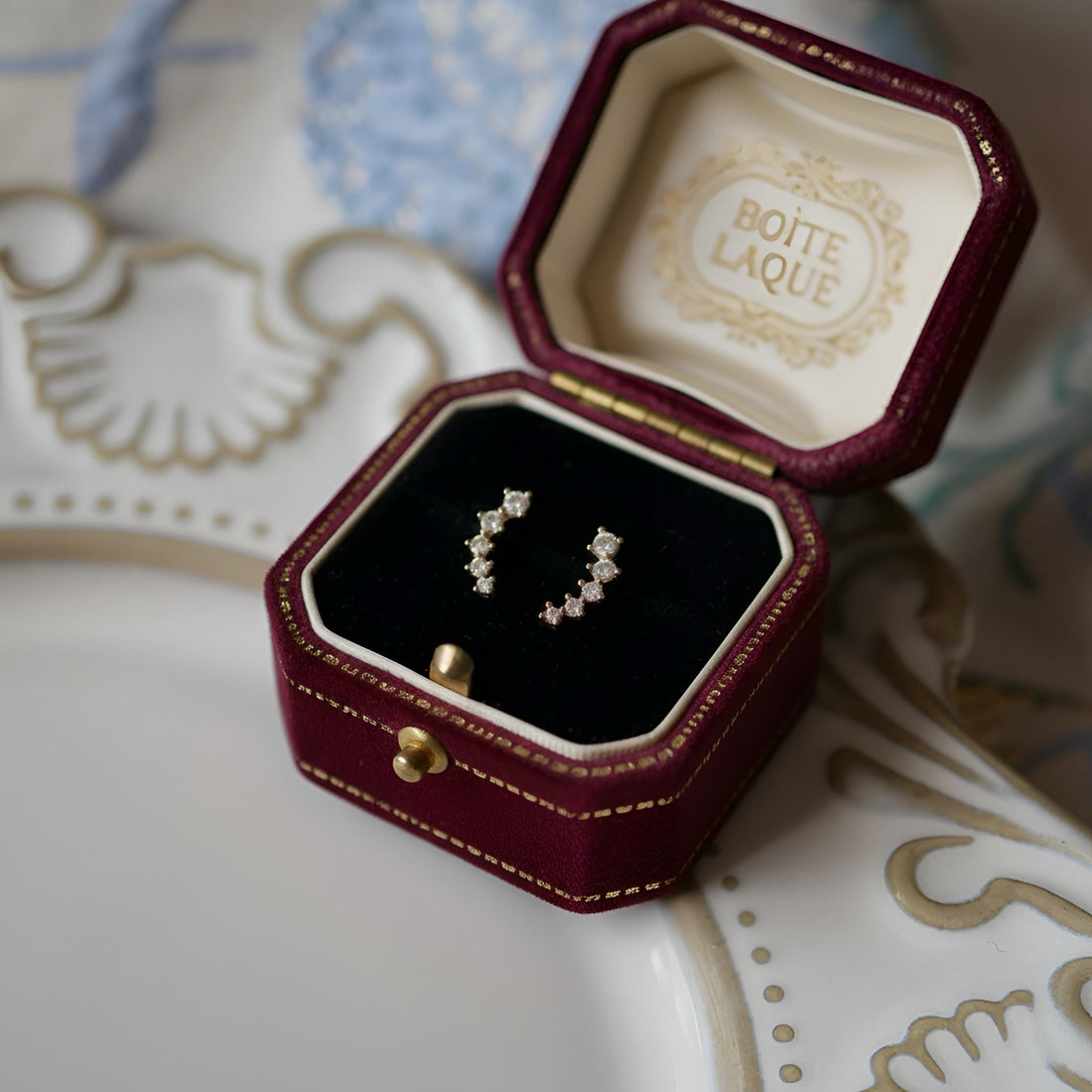 Diamond Climber Stud Earrings in 10K Solid Gold | BOITE LAQUE Fine Jewelry | Minimal Arc Earrings | Everyday Gold Ear Climbers
