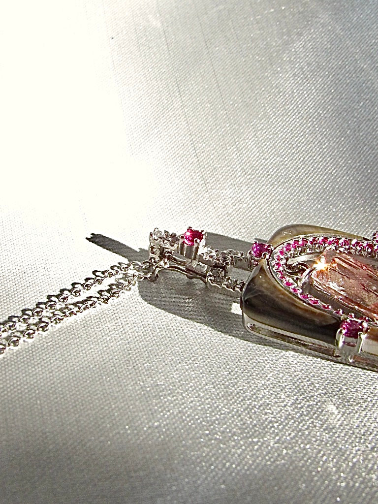 Floating Frame Cor-de-Rosa Morganite Pendant Necklace