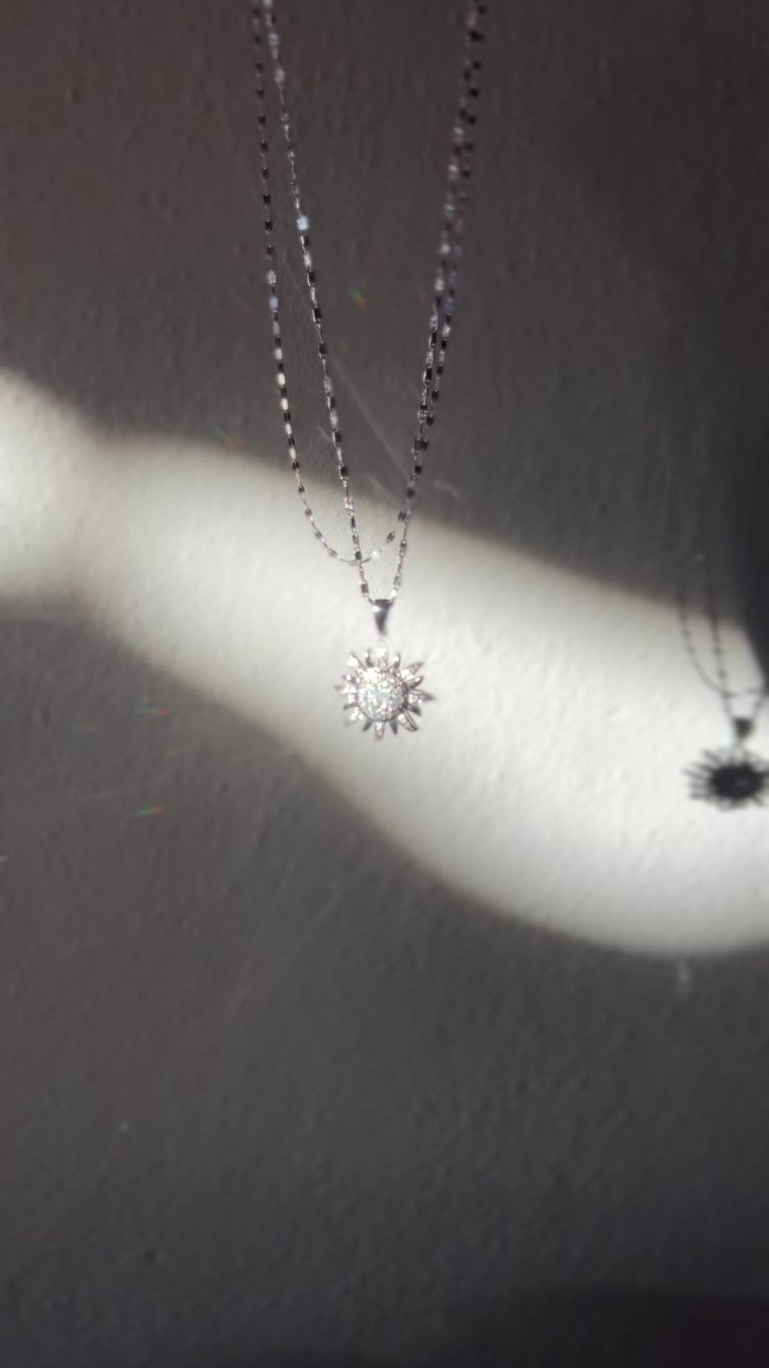 Diamond Sunflower 18k White Gold Pendant Necklace