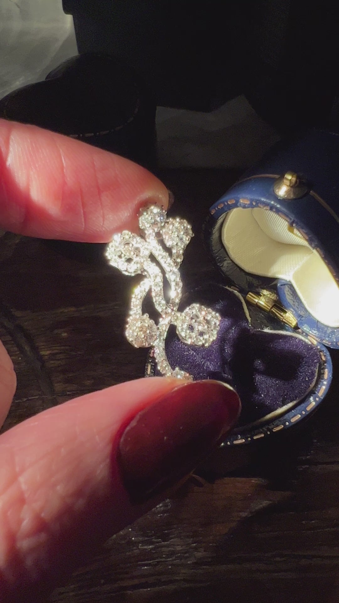 Art Nouveau Natural Petite Diamonds Delicate Knot in 18k White Gold Pendant