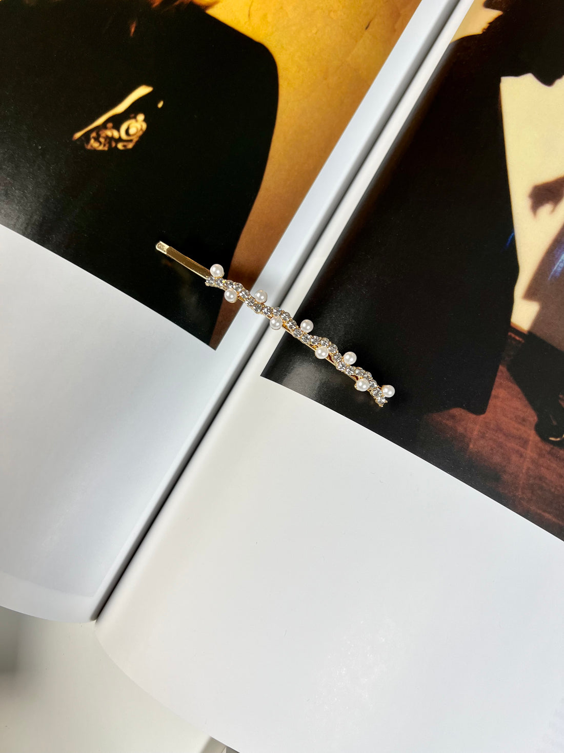 Elegant Pearl French Bobby Pins in Gold