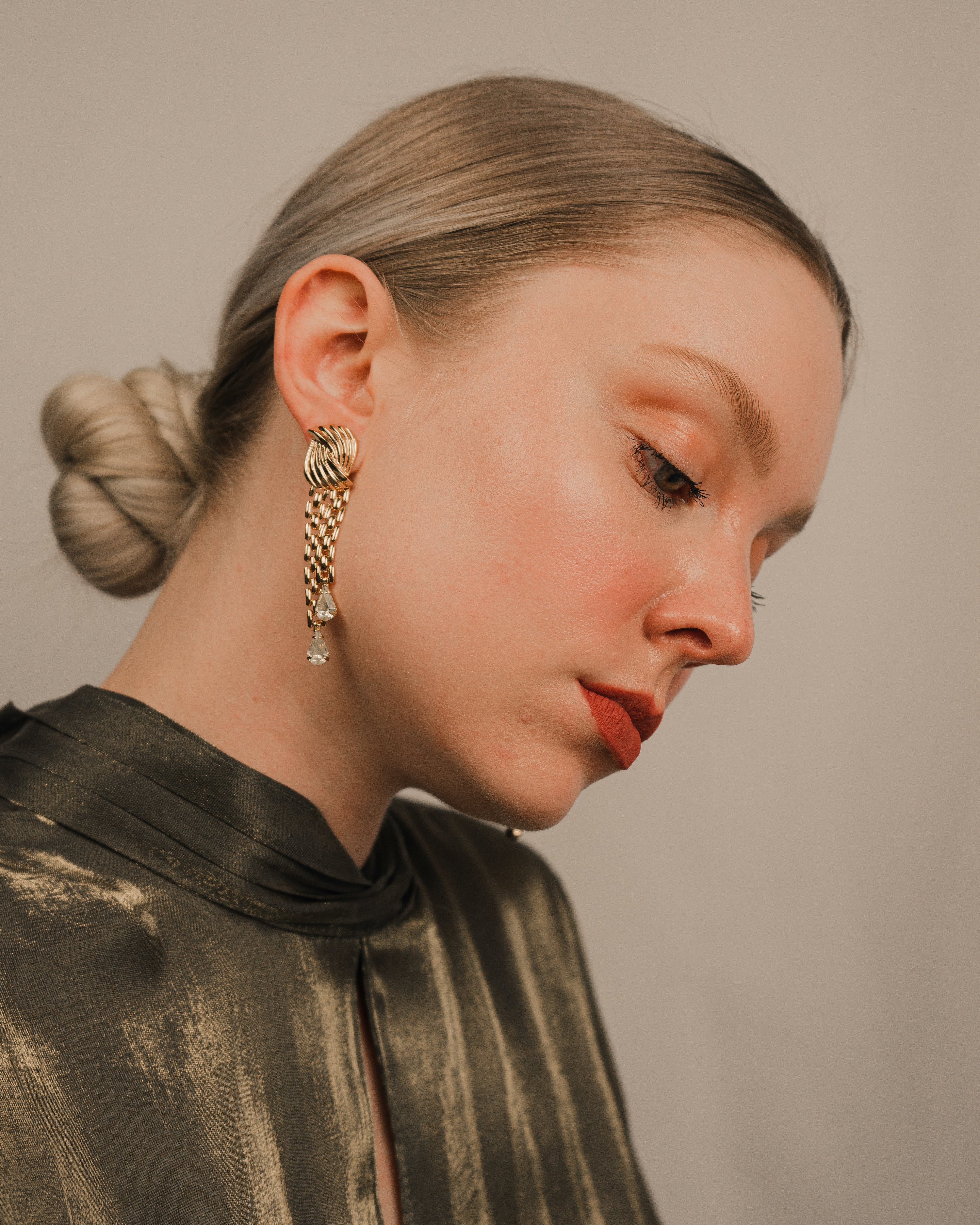 Teardrop Crystal Gold Chain Dangle Earrings