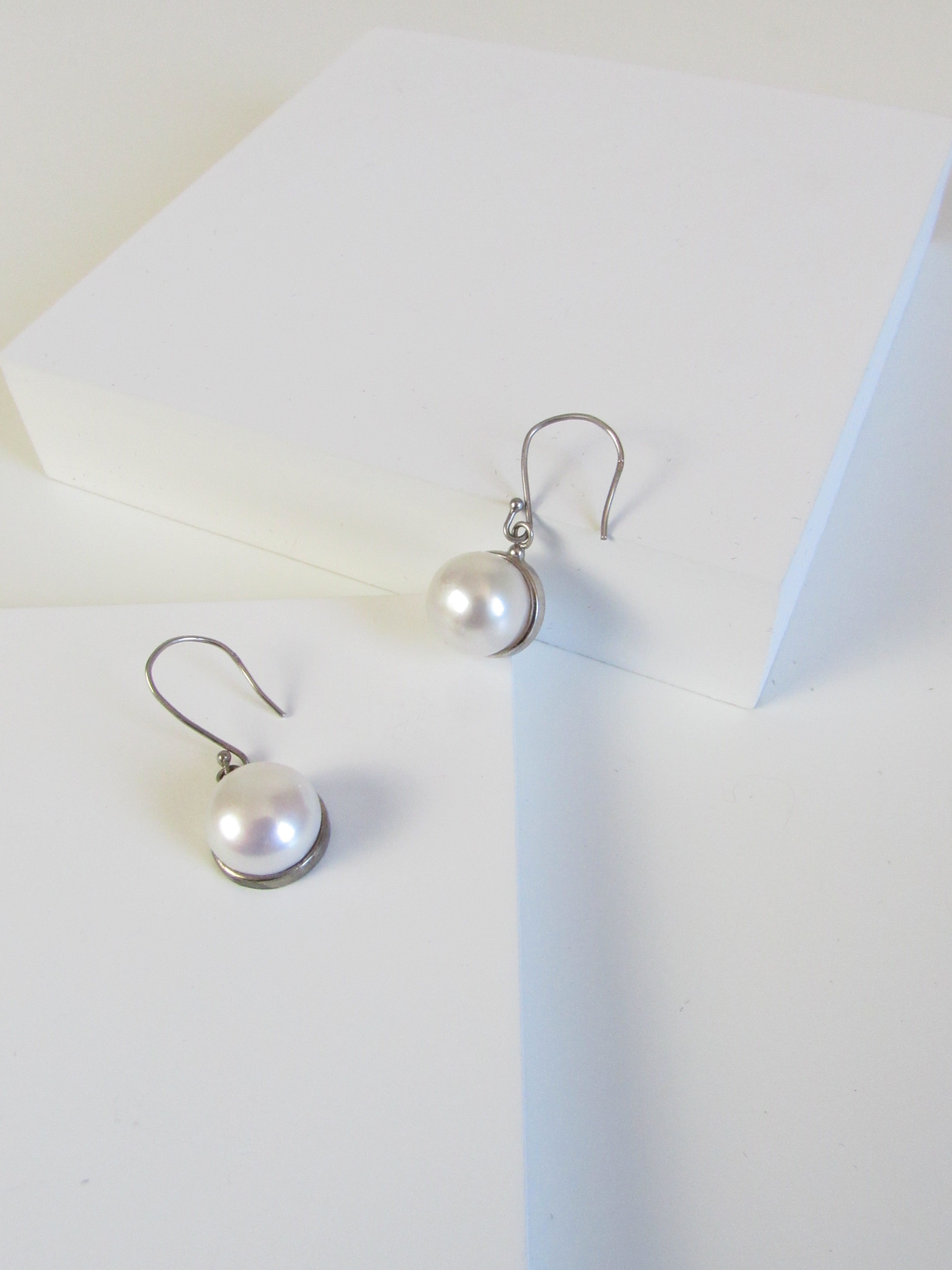 Freshwater Pearl Silver Drop Earrings