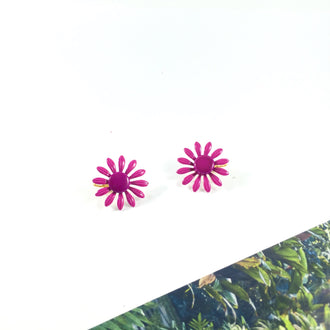 Dazzle Daisy Vintage 60s Floral Clip-on Earrings