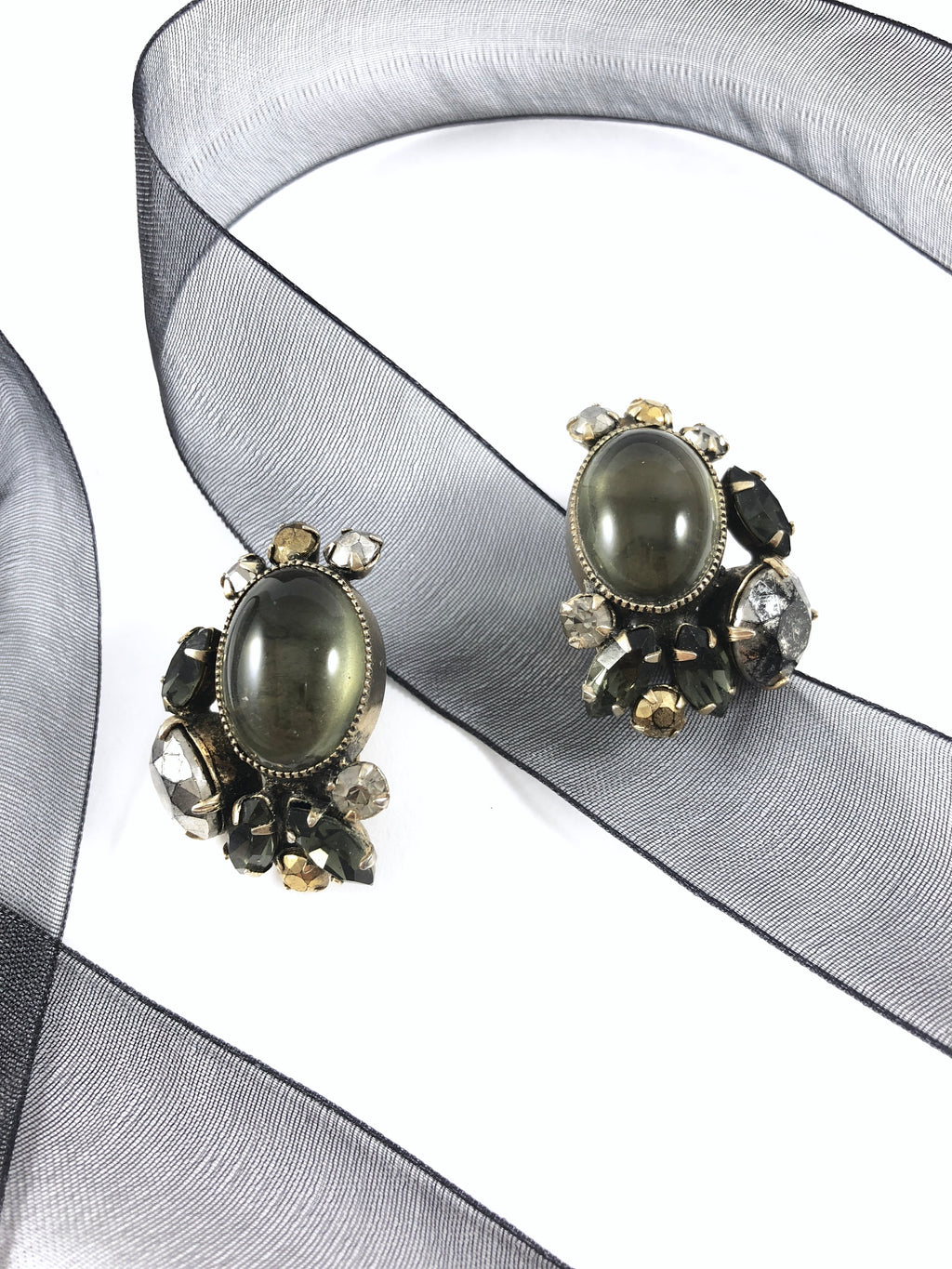 Vintage 60s Antique Noir Cabochon Glass Earrings
