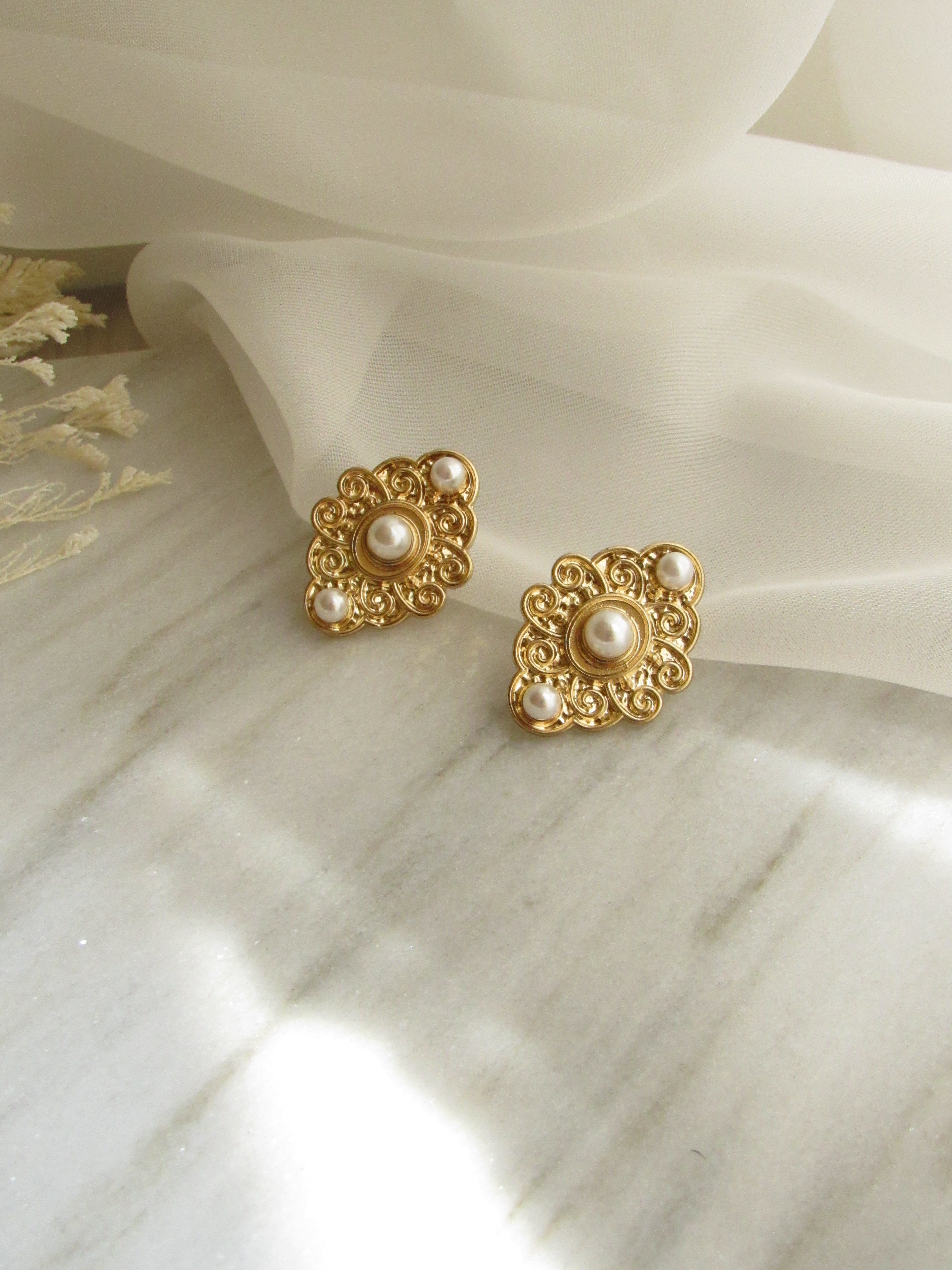 Art nouveau Vintage Gold Statement Earrings