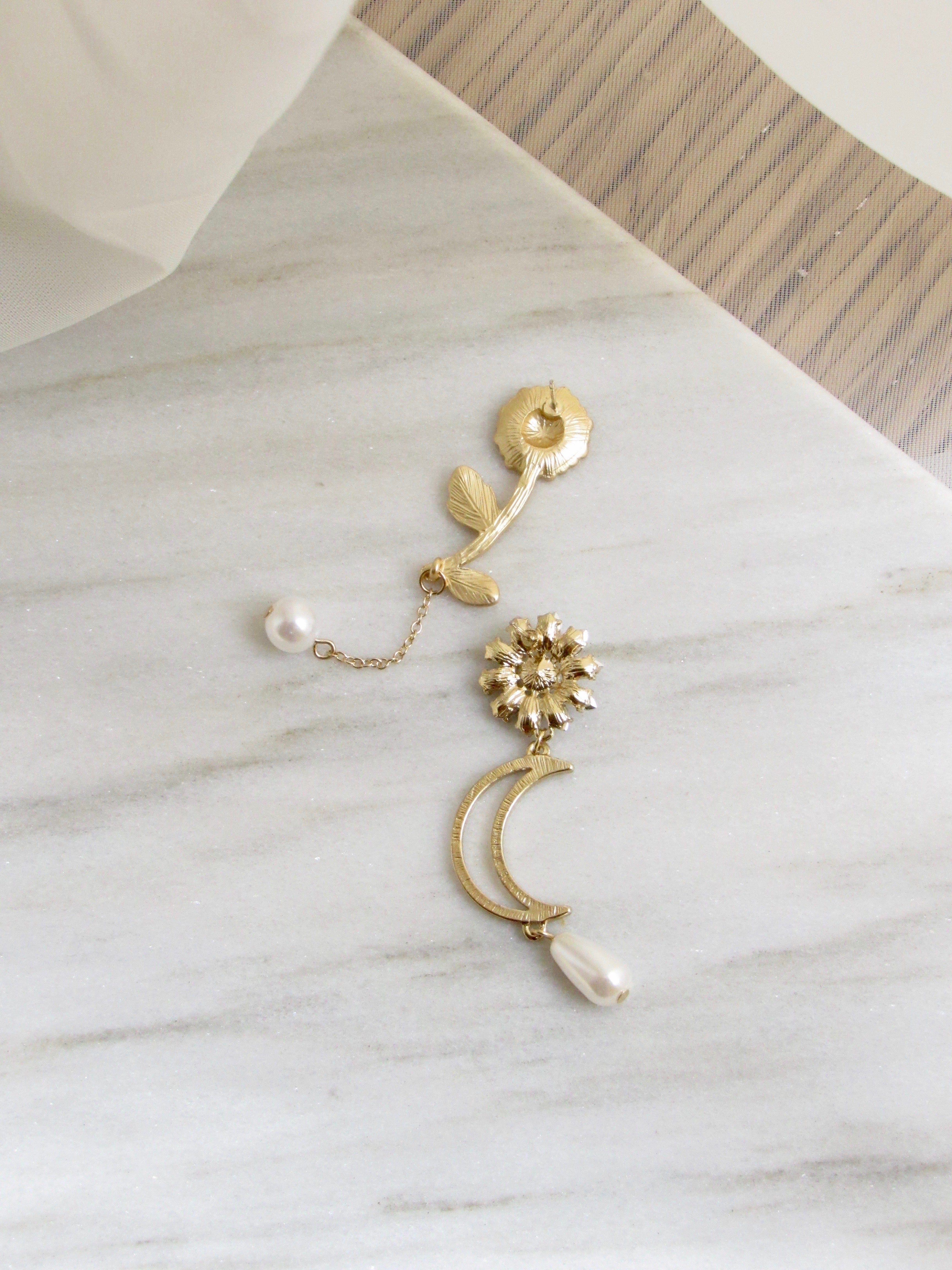 Asymmetric Sunflower & Moon Pearl Gold Dangle Earrings