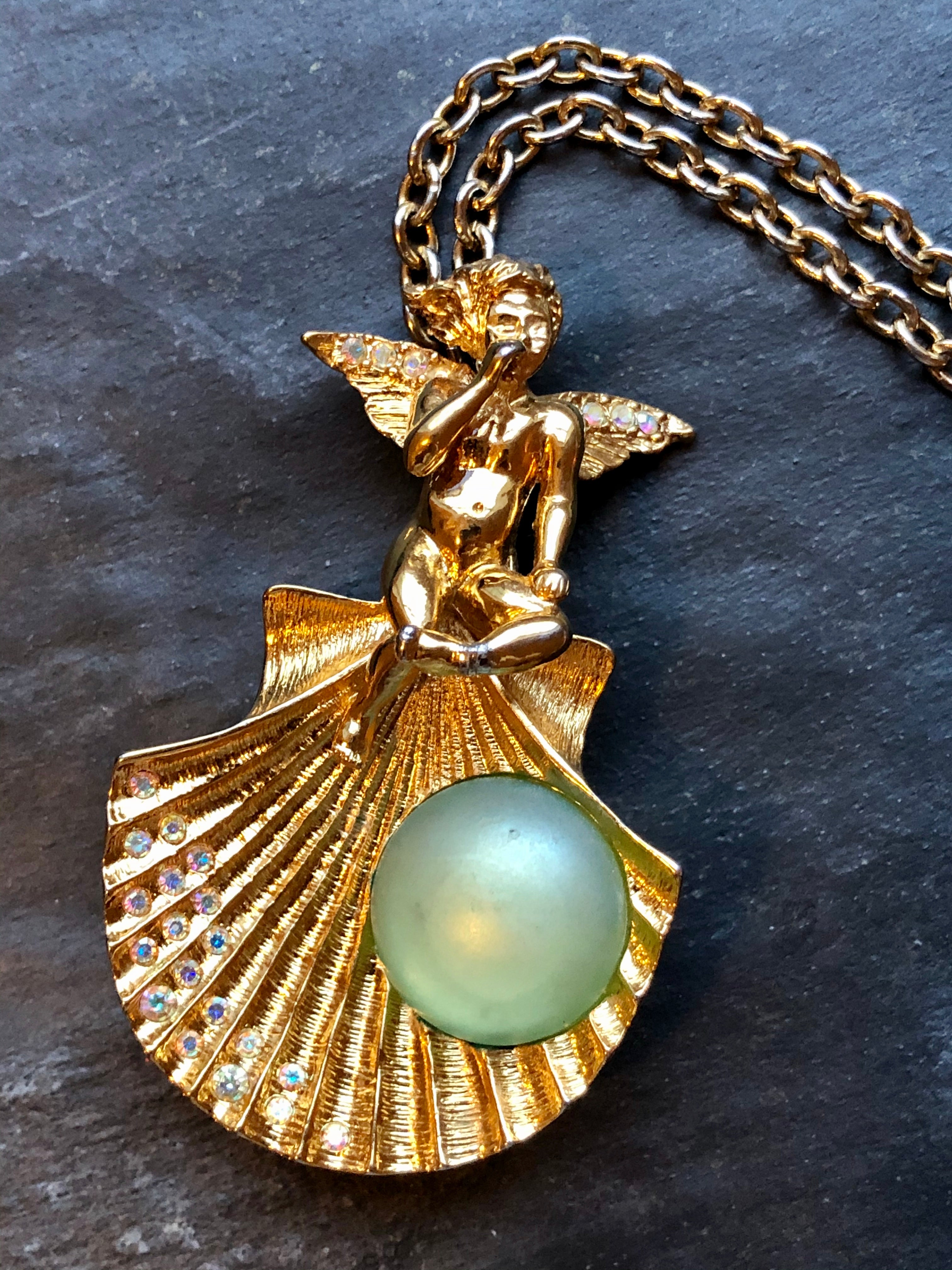 Kirks Folly Whispering Angel Shell Green Colorstone Gold Pendant Necklace