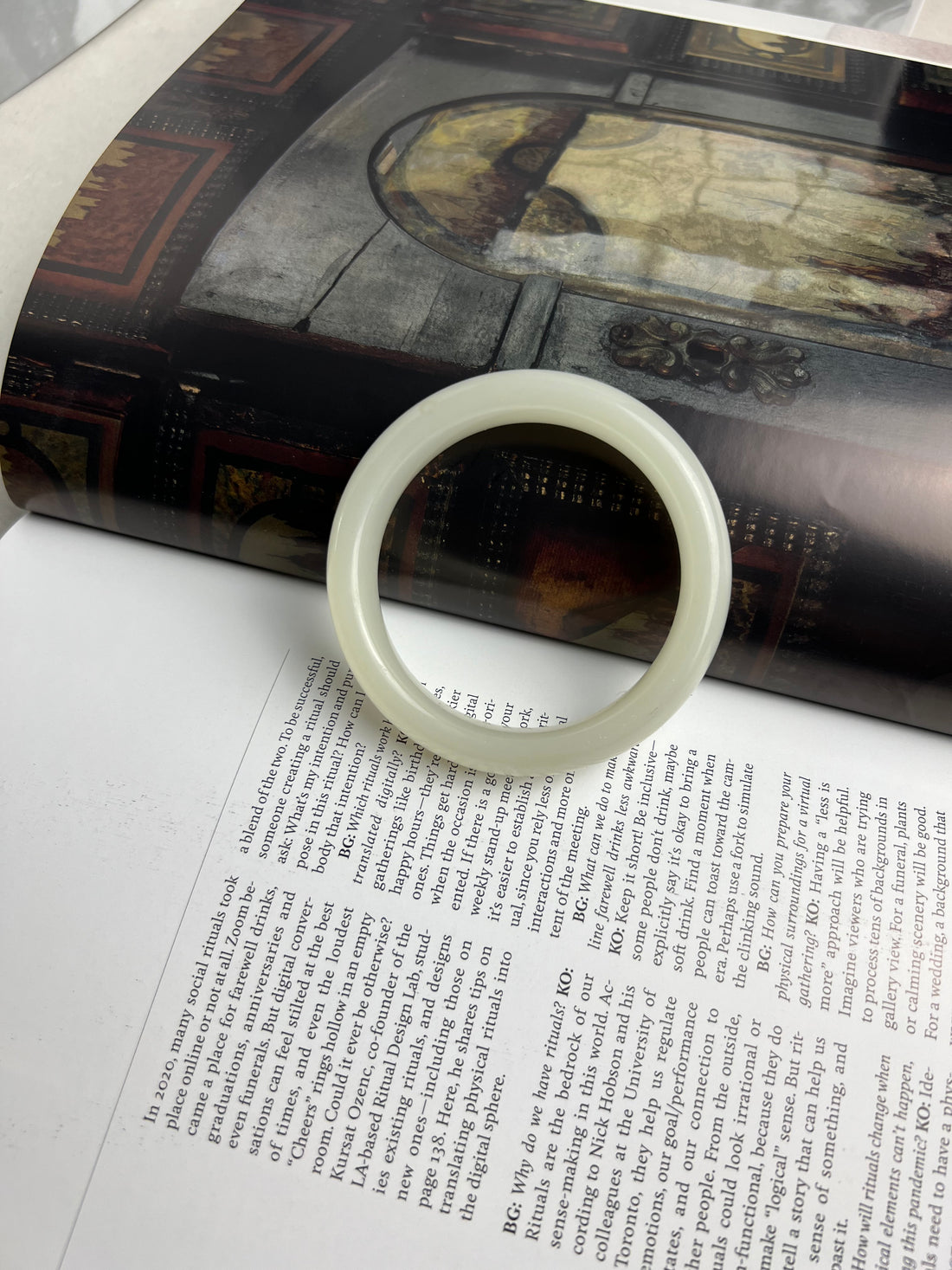 Untreated Cream Natural Serpentine Jade Bangle