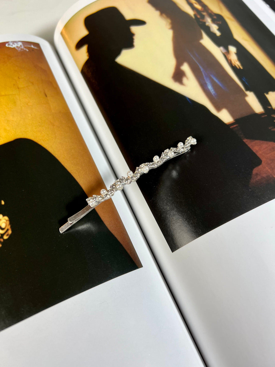 Elegant Pearl French Bobby Pins in Siliver