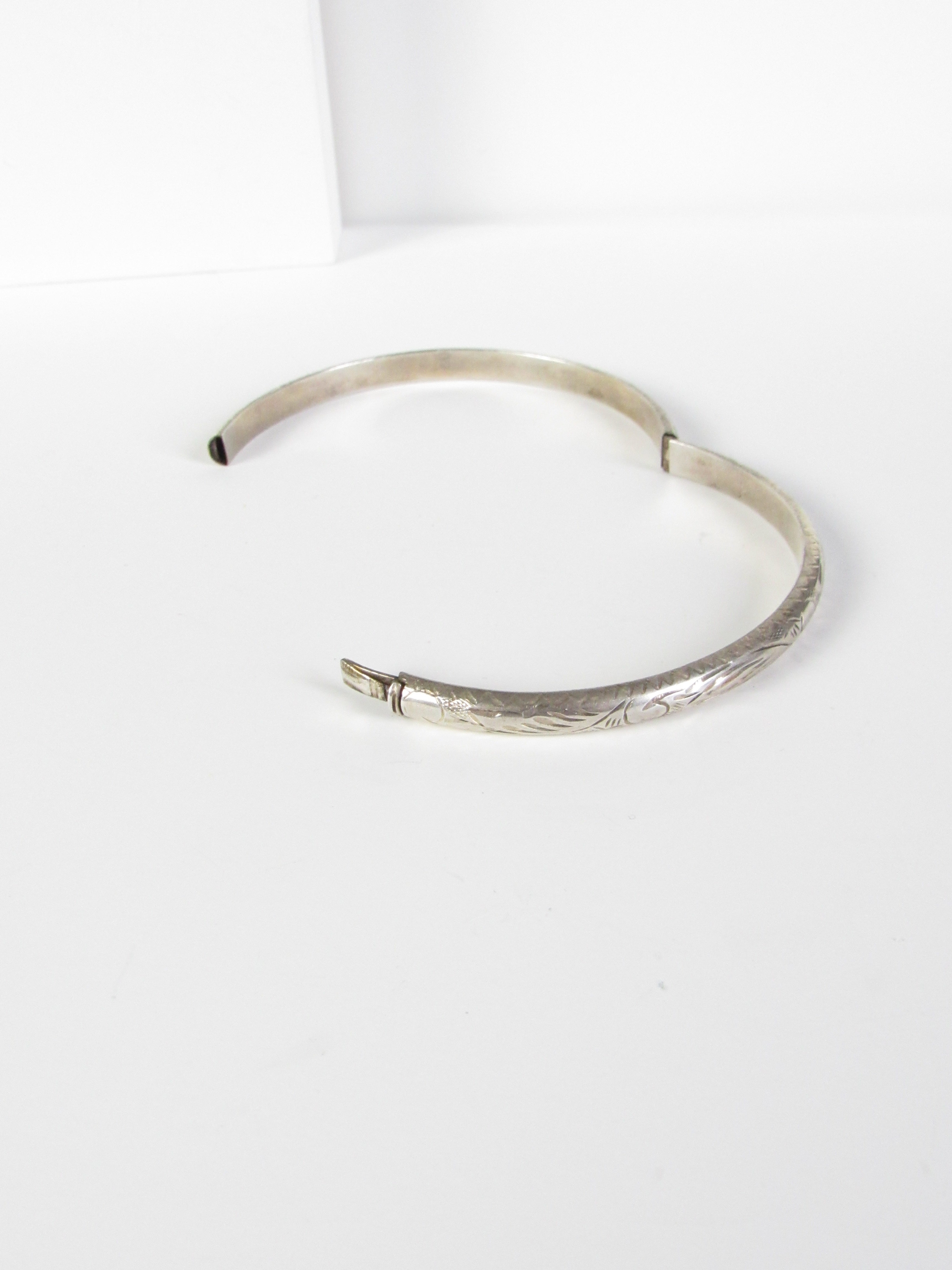 925 Sterling Floral Etched Silver Bangle Bracelet