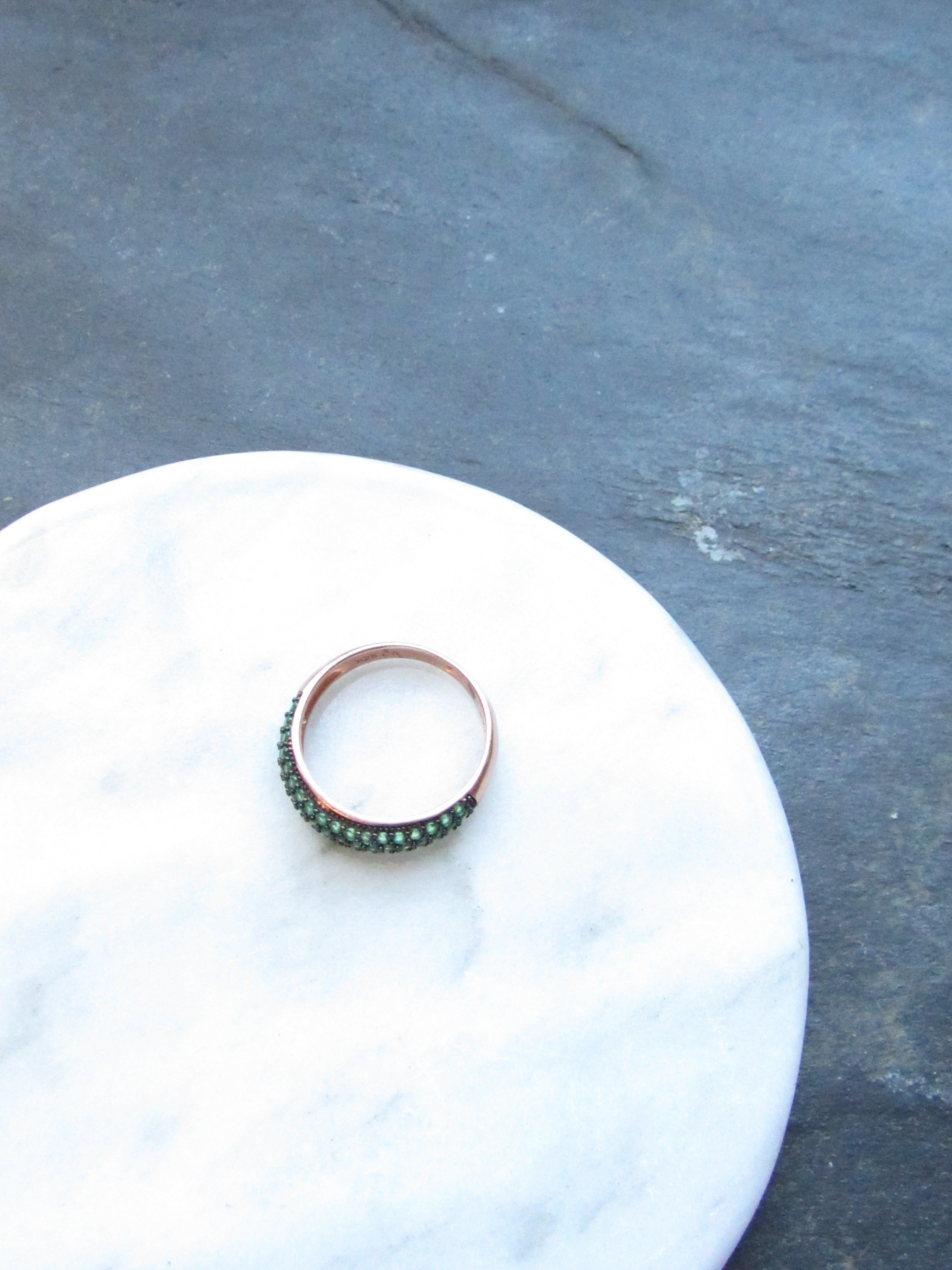 Victorian Sparkled Green Rose Gold Ring