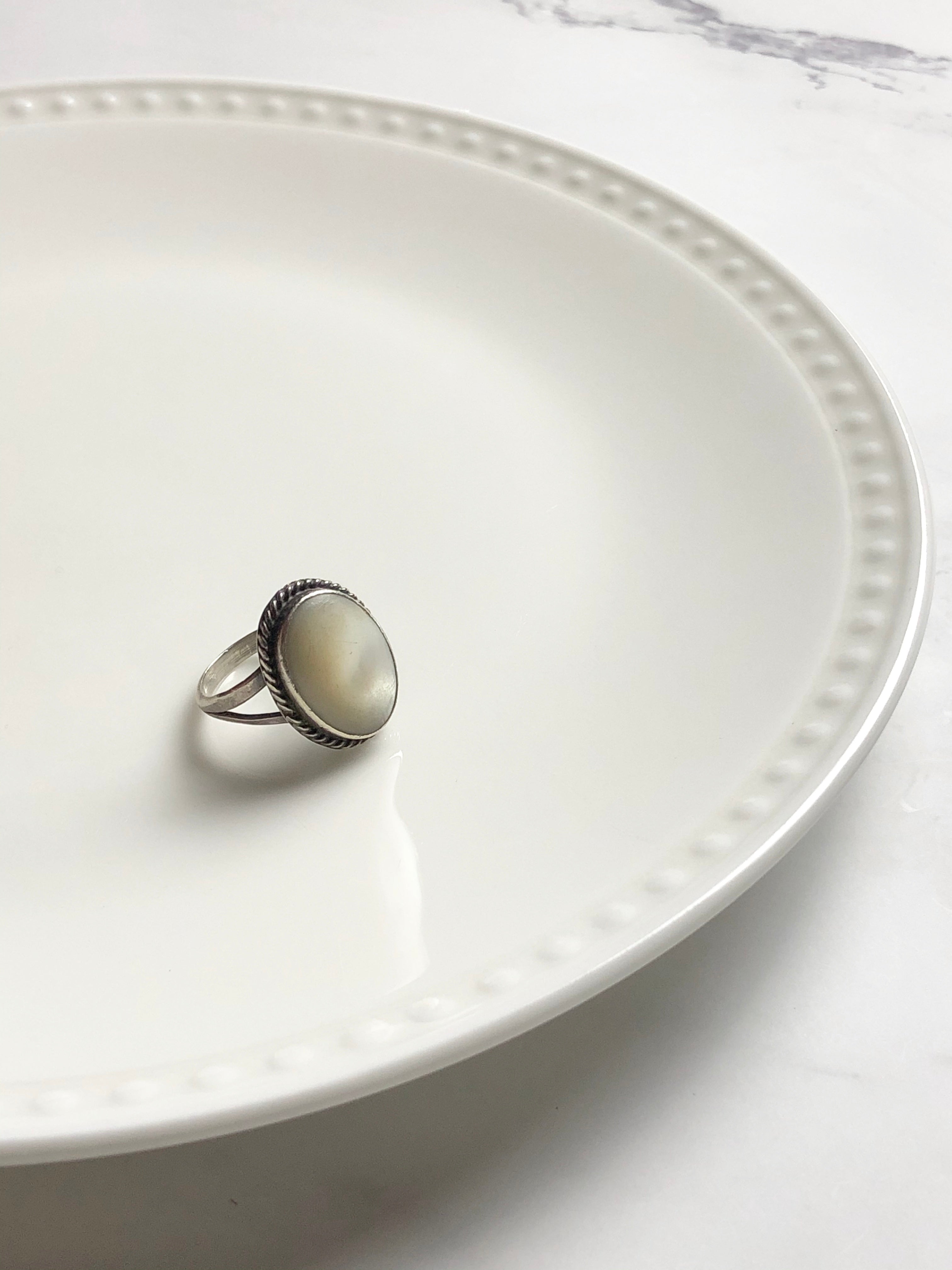 Oval White Mother of Pearl Silver Cocktail Ring