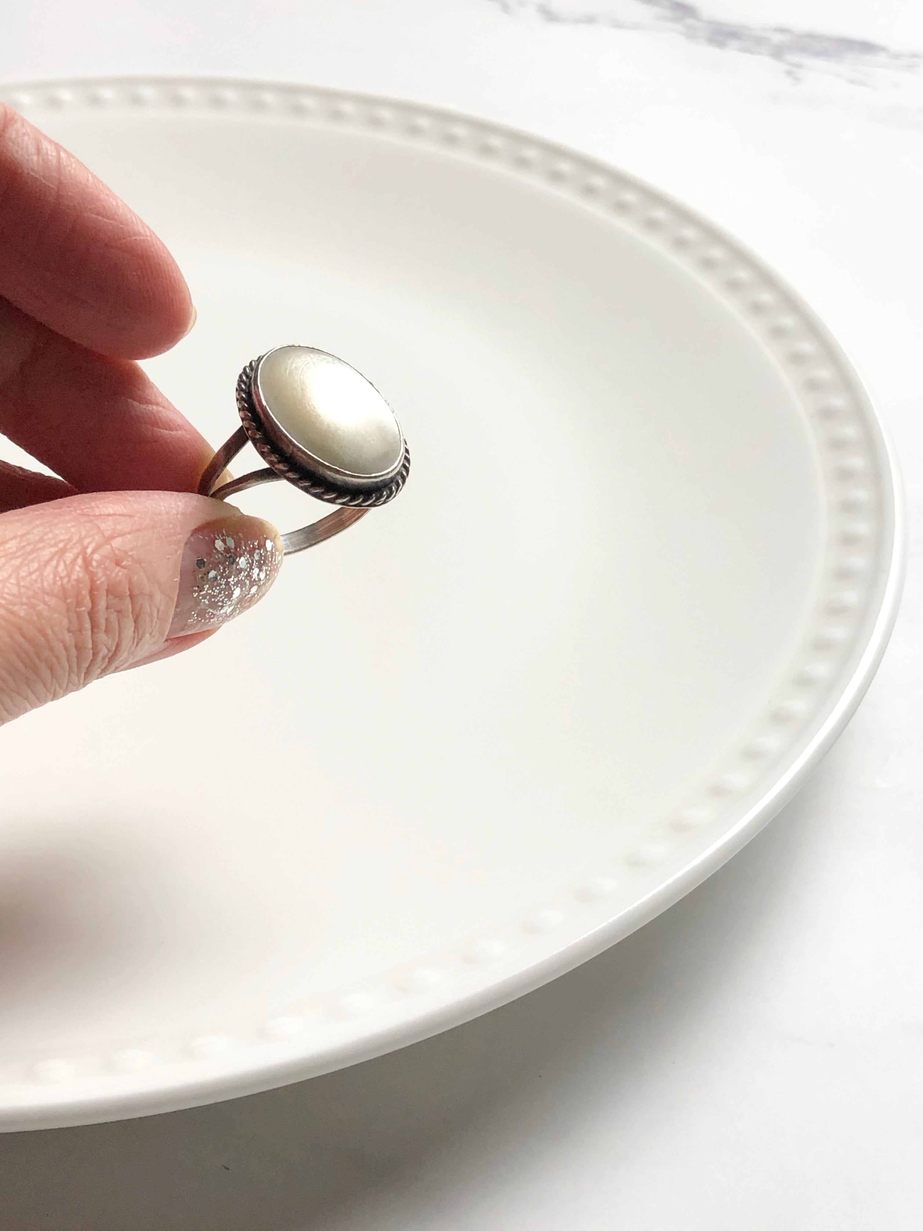Oval White Mother of Pearl Silver Cocktail Ring