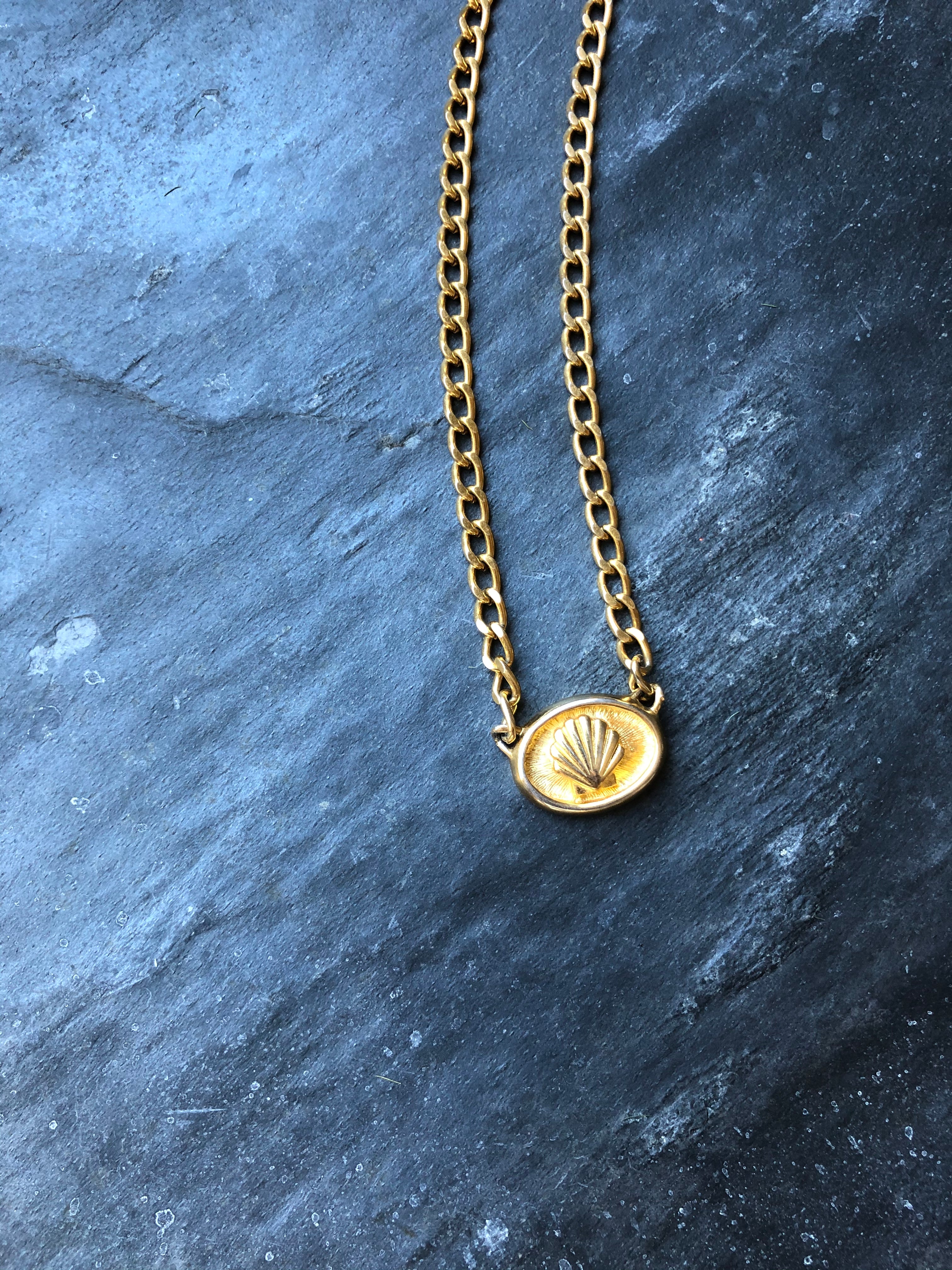 Dotty Smith Seashell Oval Medal Gold Pendant Necklace
