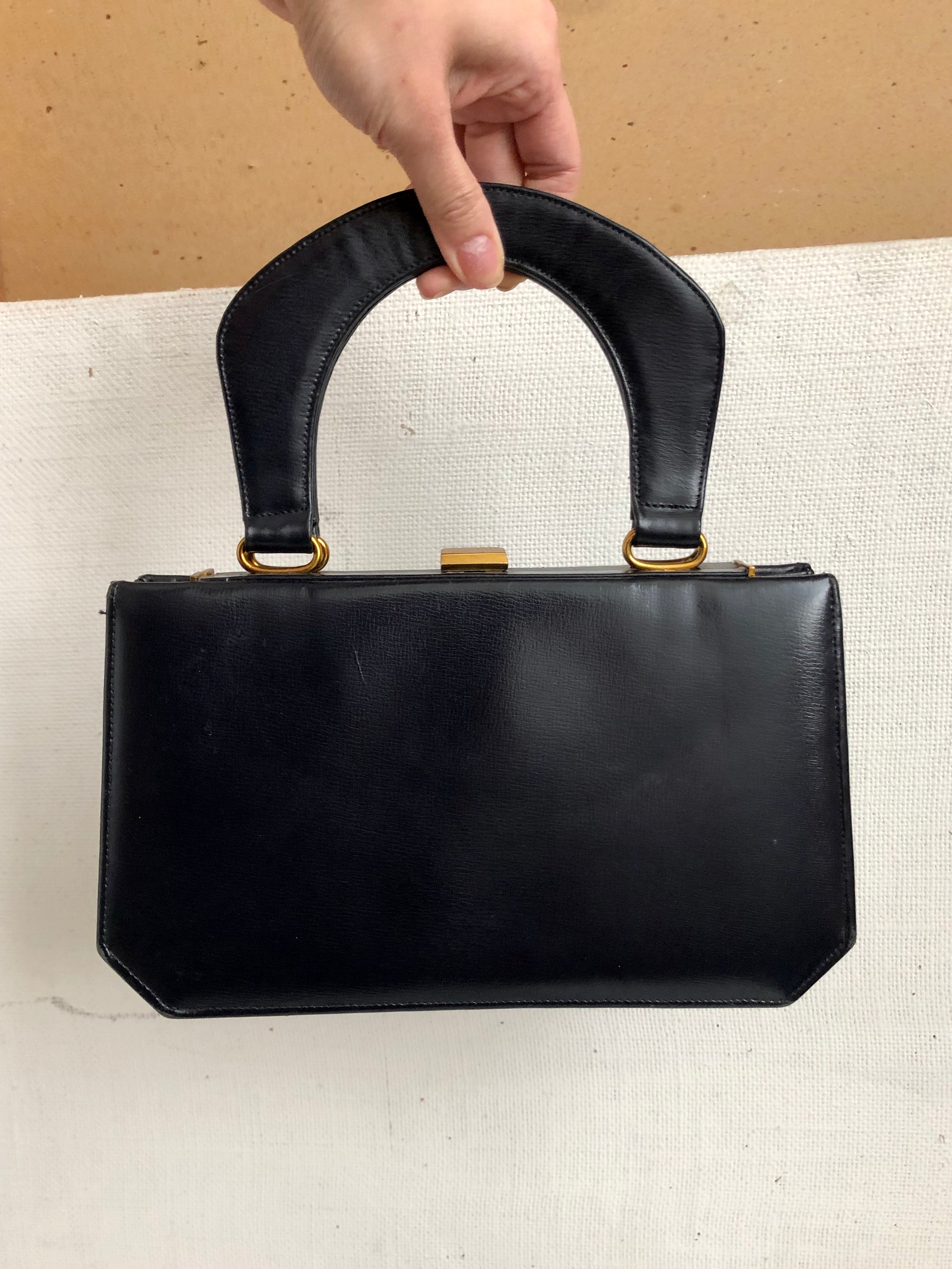 Susan Gail Red Lining Black Leather Purse