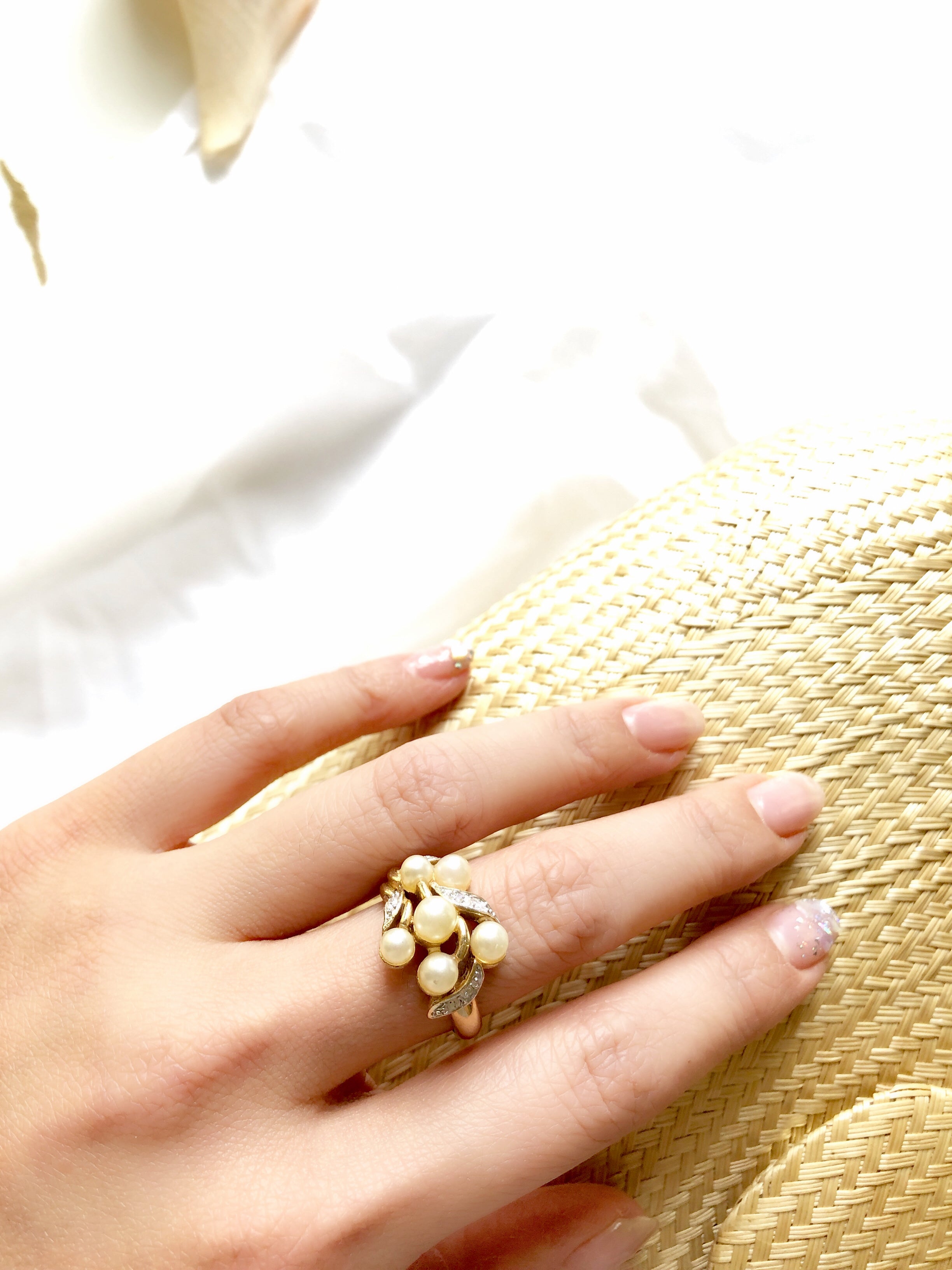 Avon Floral Pearl & Crystal 14k Gold Plated Statement Ring