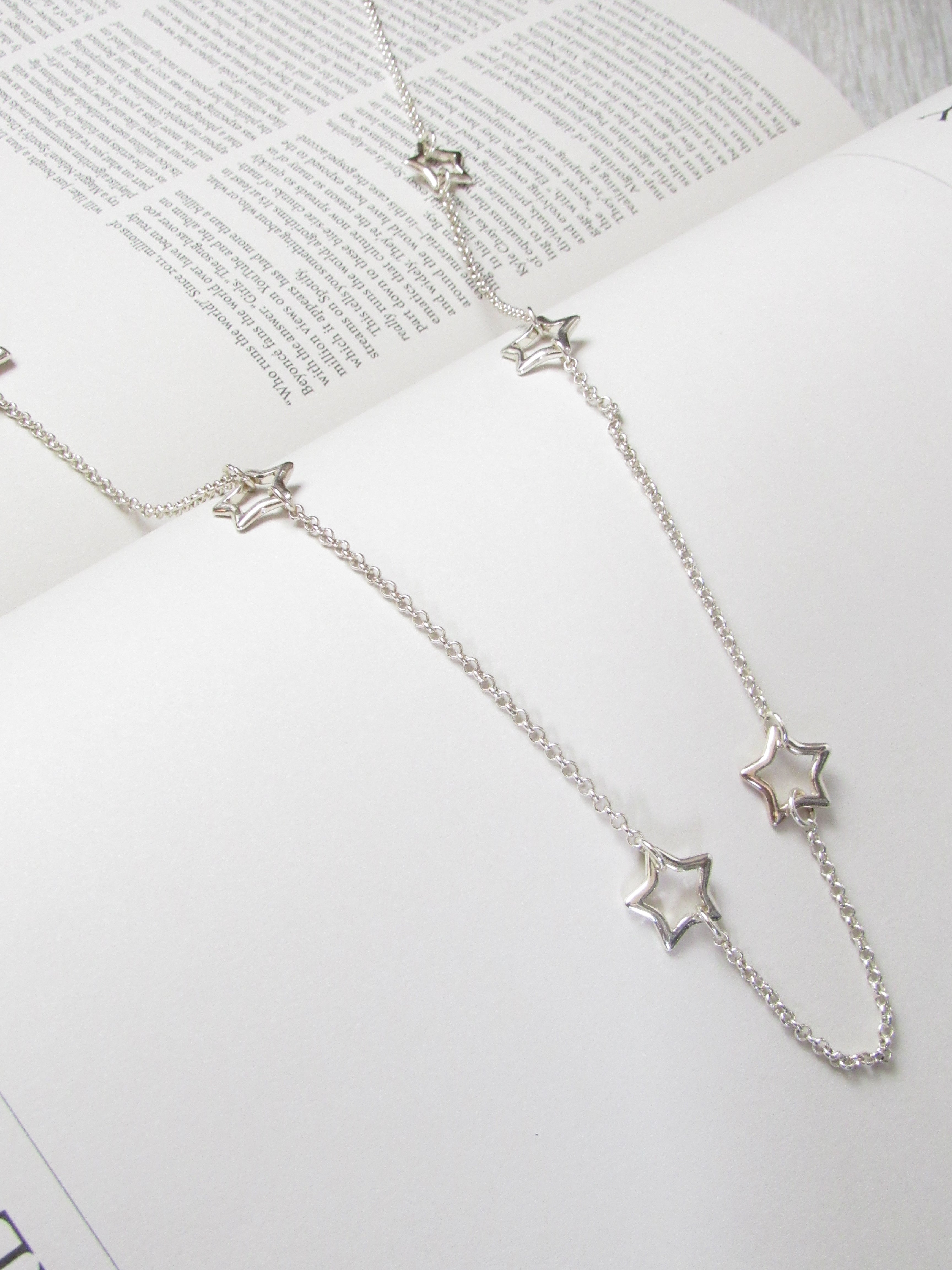 Vintage Hollowed Stars White Gold Chain Necklace