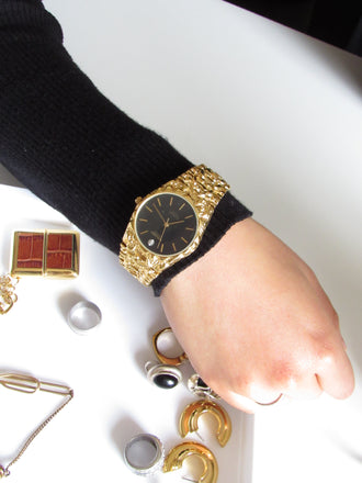 Vintage Black Dial Ladies Watch in Gold