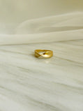 Gold Twist Ribbon Ring