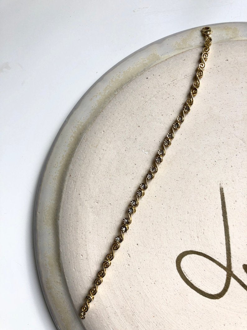 Dainty Floral 14k Gold Plated Chain Bracelet