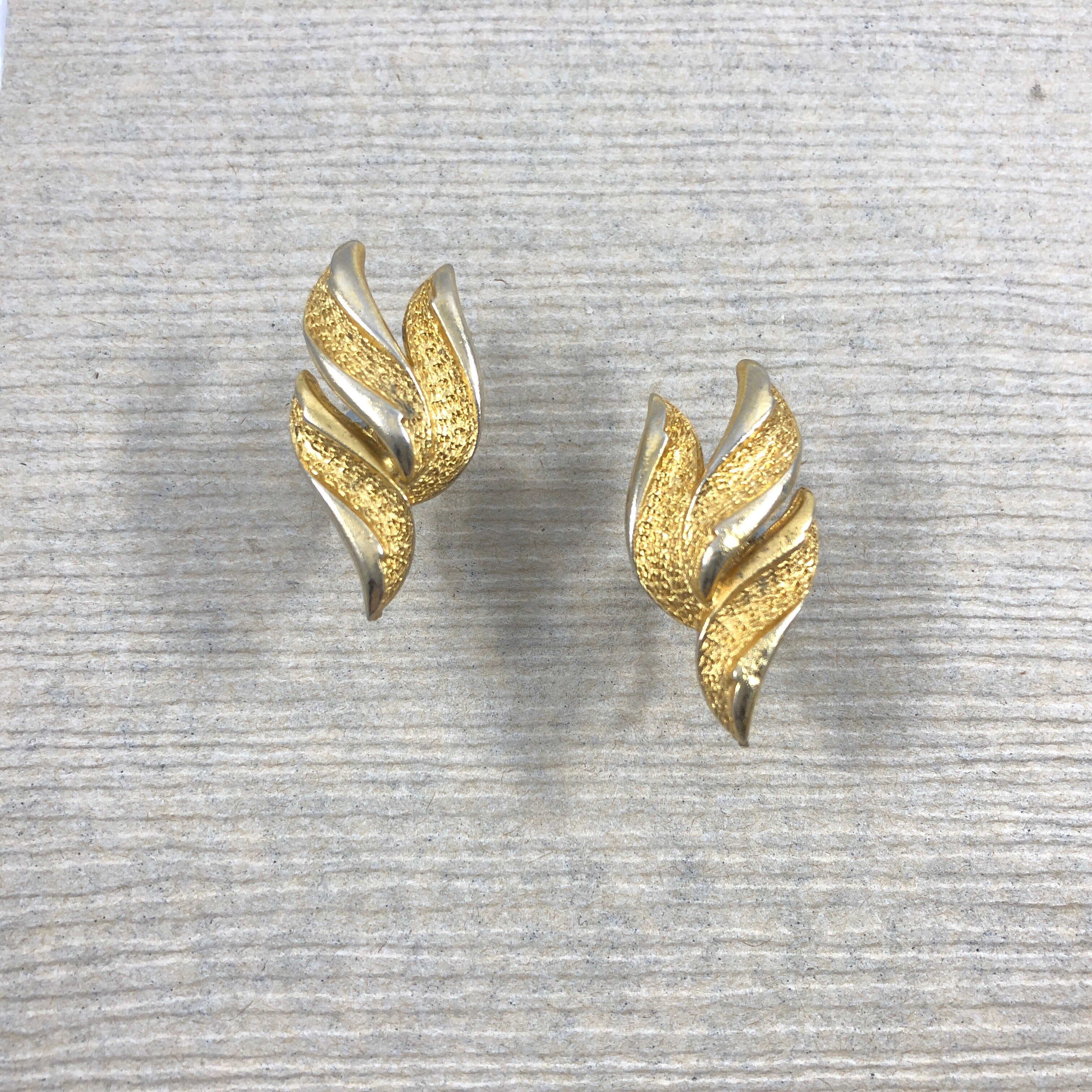 Vintage Coro Gold Flame Screw Back Earrings